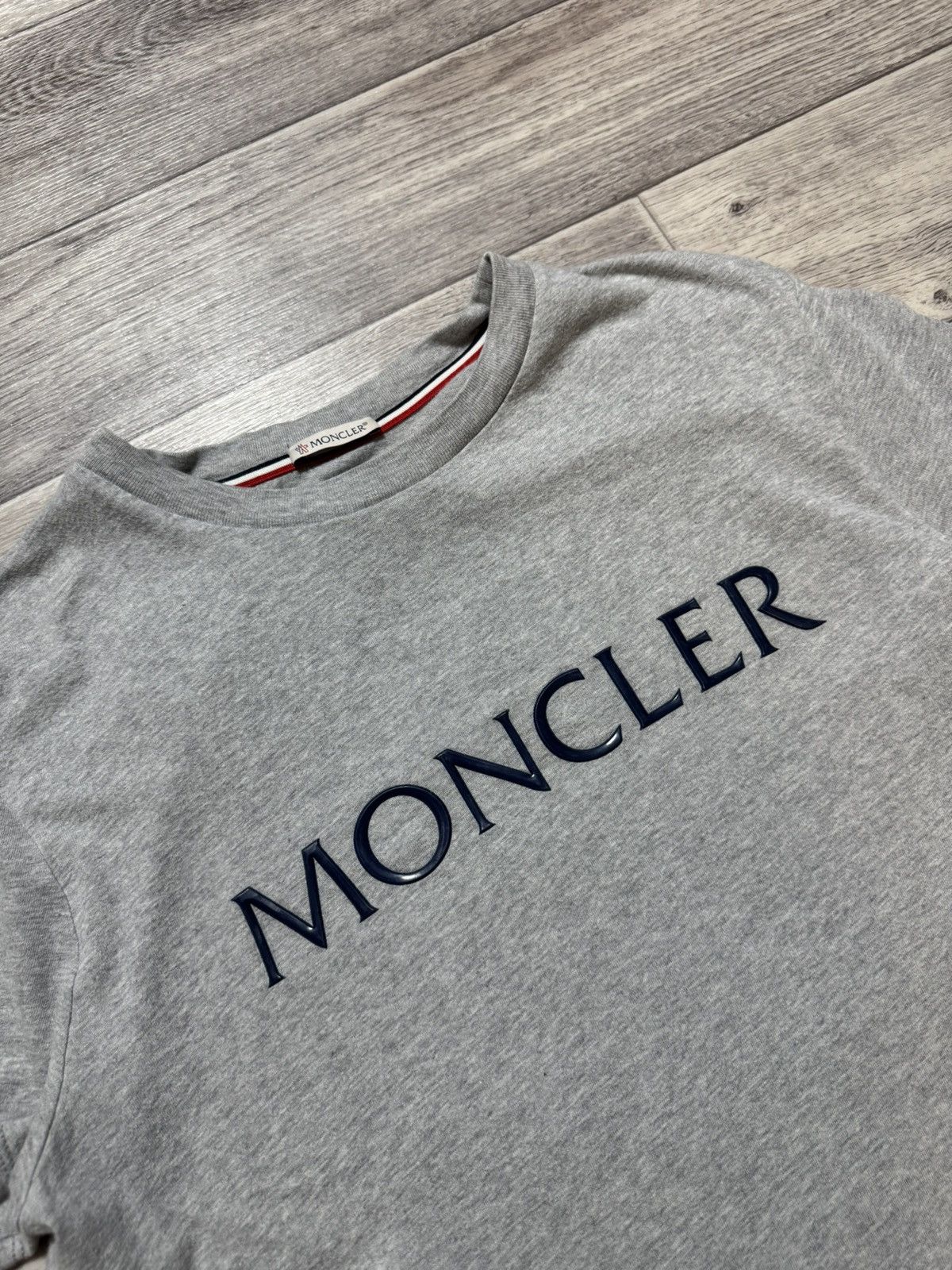 Moncler Moncler Letter Logo Maglia Short Sleeve t-shirt Size US M / EU 48-50 / 2 - 2 Thumbnail