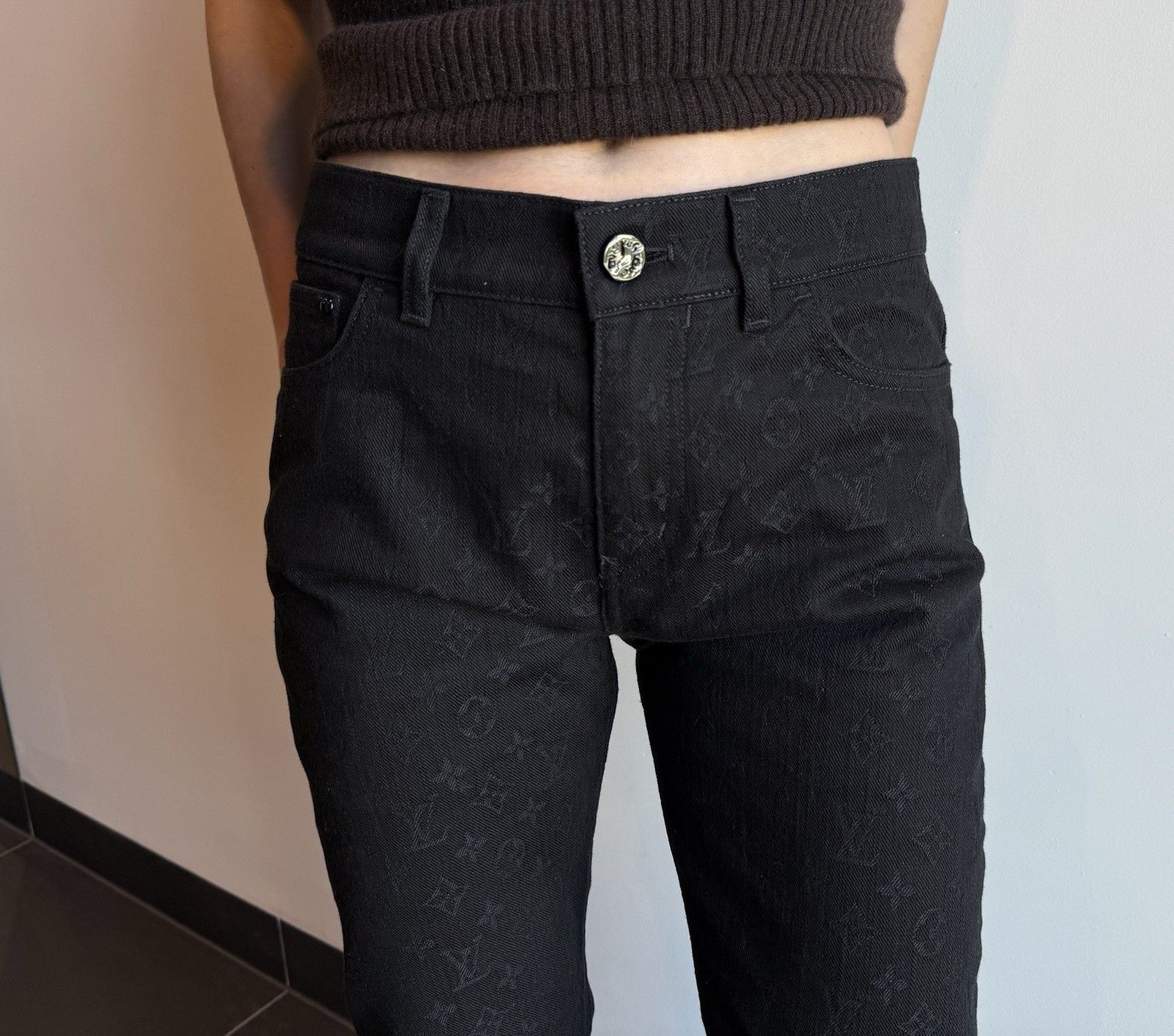 Louis Vuitton Louis Vuitton Slim Black Mongram mens Jeans Size 27 Size US 27 - 2 Thumbnail