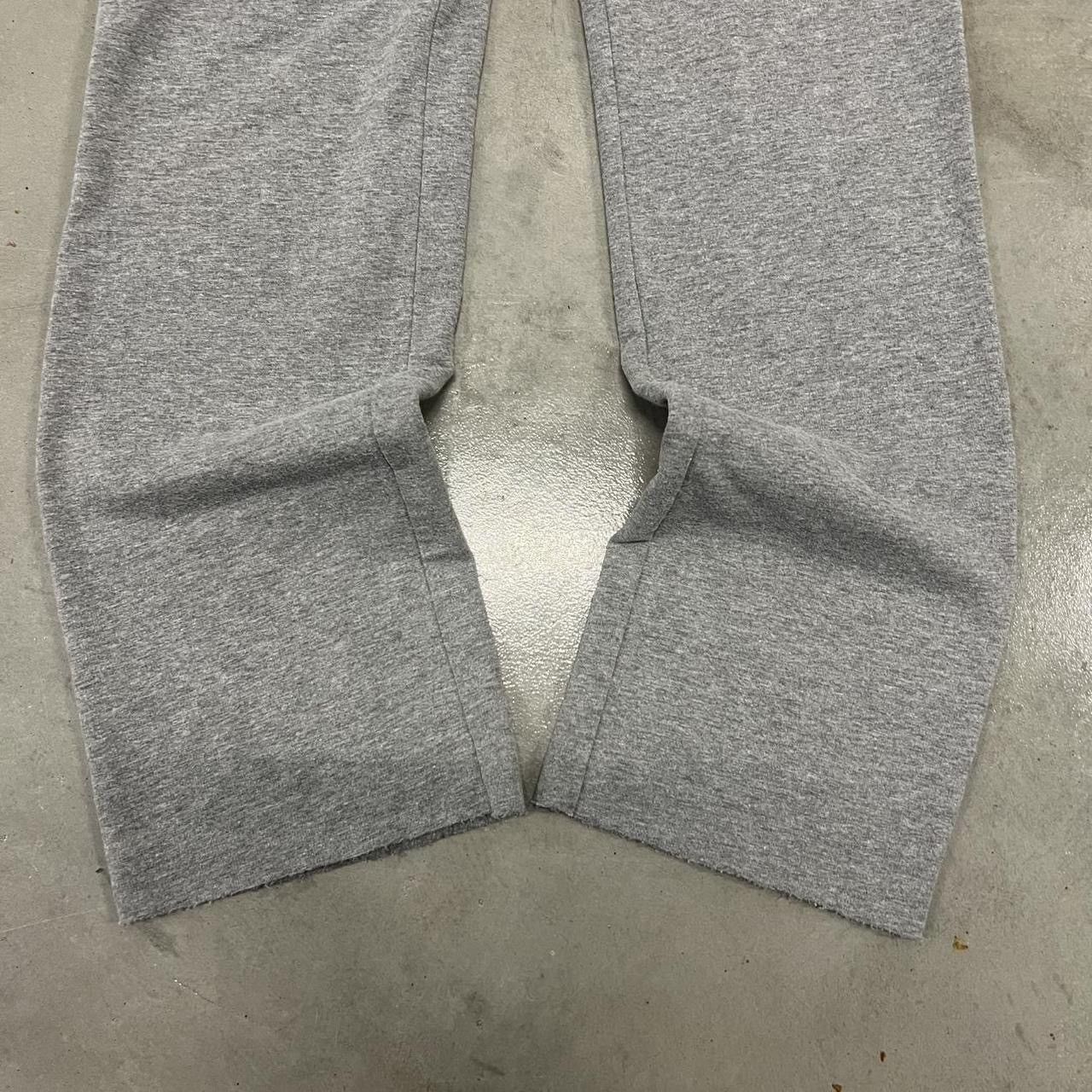 Guess × Vintage Crazy Vintage Y2K Baggy Grey Guess Women’s Sweatpants Size 28" / US 6 / IT 42 - 2 Thumbnail