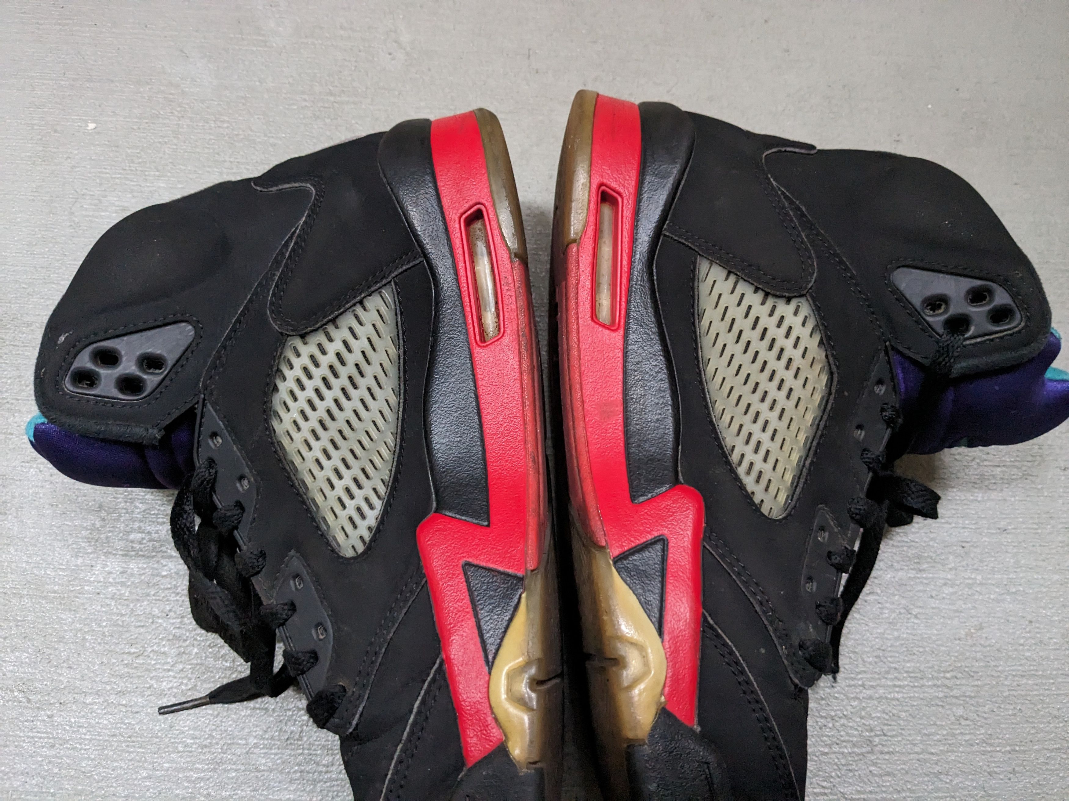 Jordan Brand Nike Air Jordan 5 Retro Top 3 Size 10 Black CZ1786-001 Size US 10 / EU 43 - 10 Thumbnail