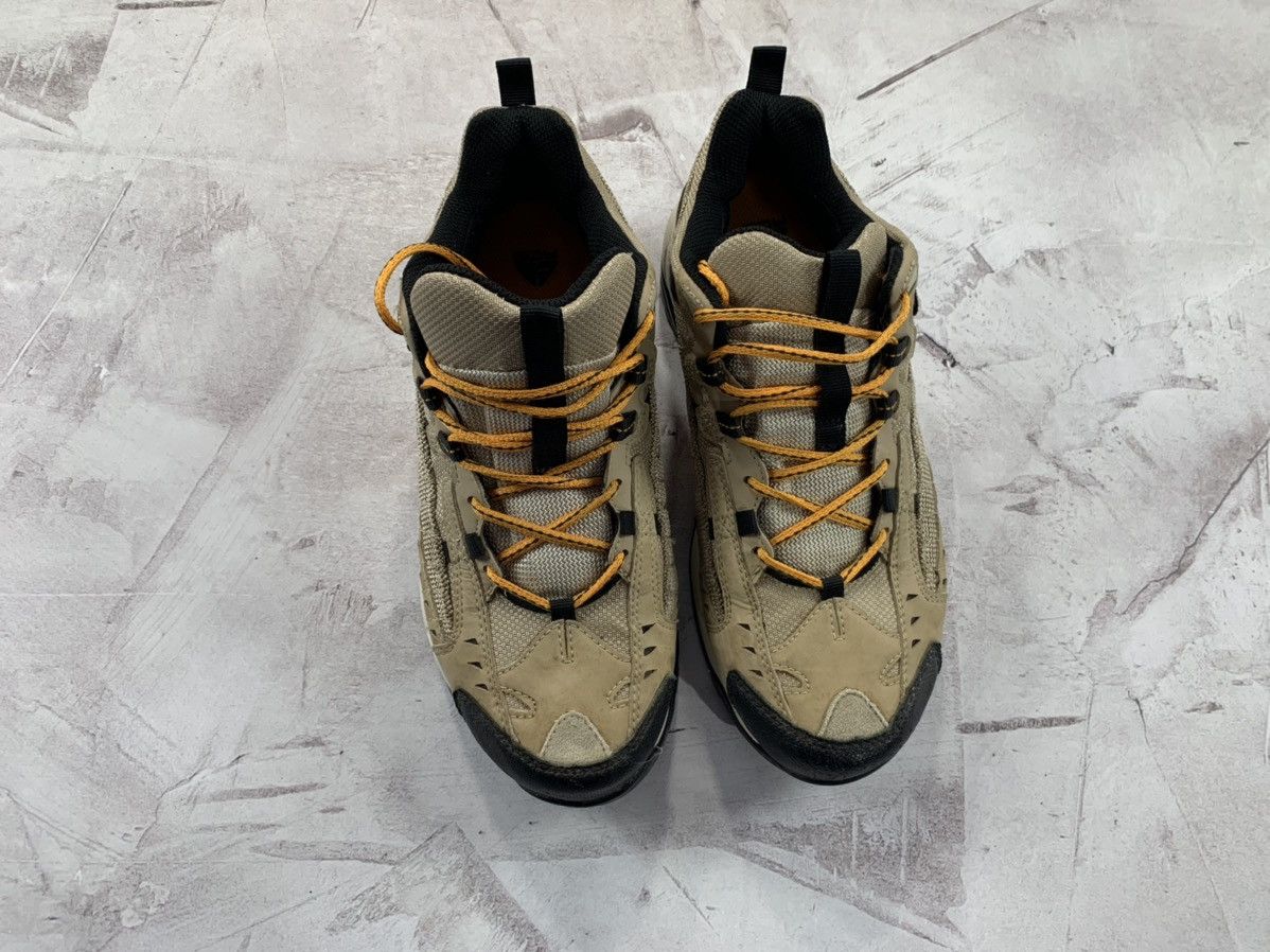 Nike × Nike ACG × Vintage Womens low top Nike ACG Y2K vintage rare Size US 7.5 / IT 37.5 - 2 Thumbnail