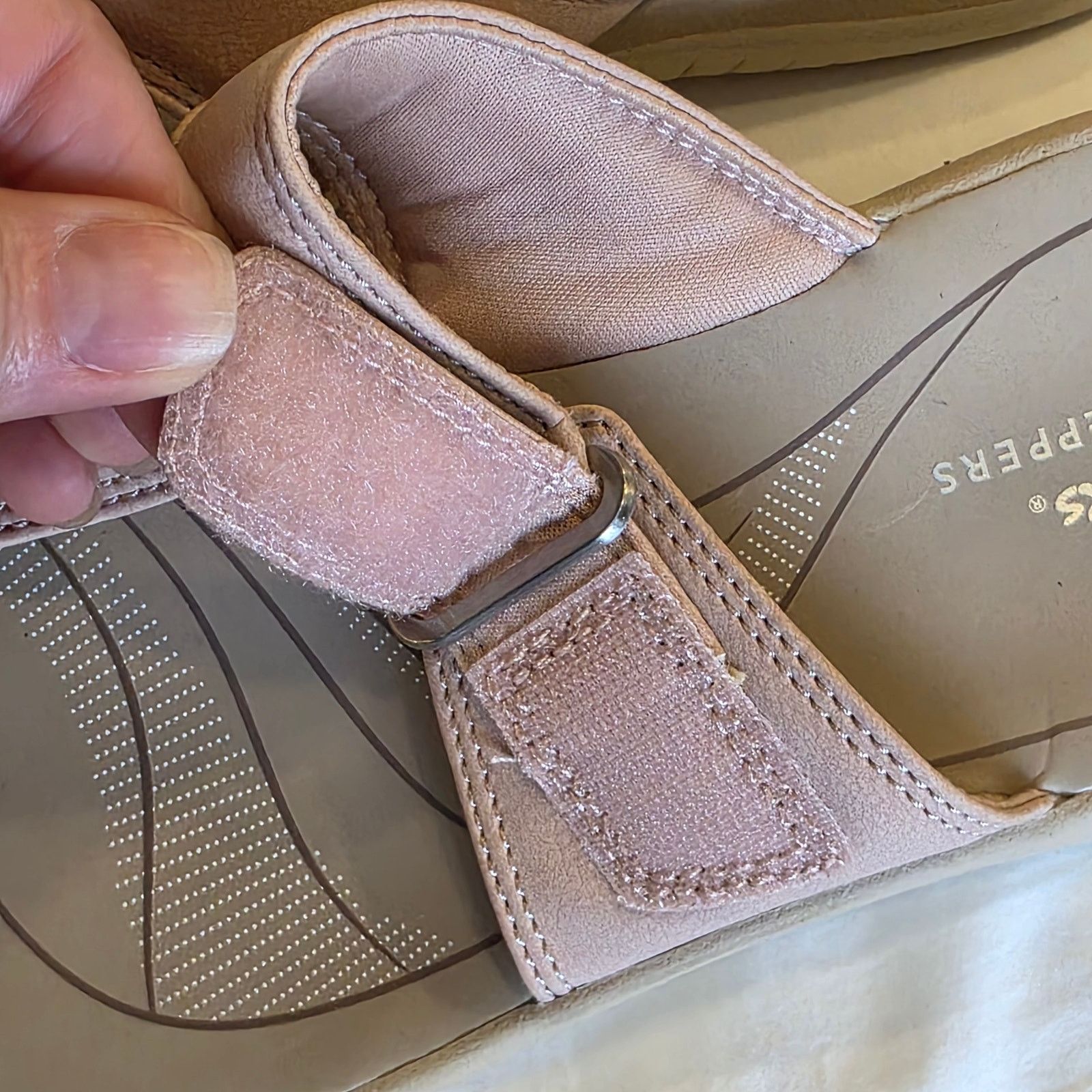 Clarks Clarks Cloudsteppers Pink Style Slip On Open Toe Sandals 9M Size US 9 / IT 39 - 8 Thumbnail