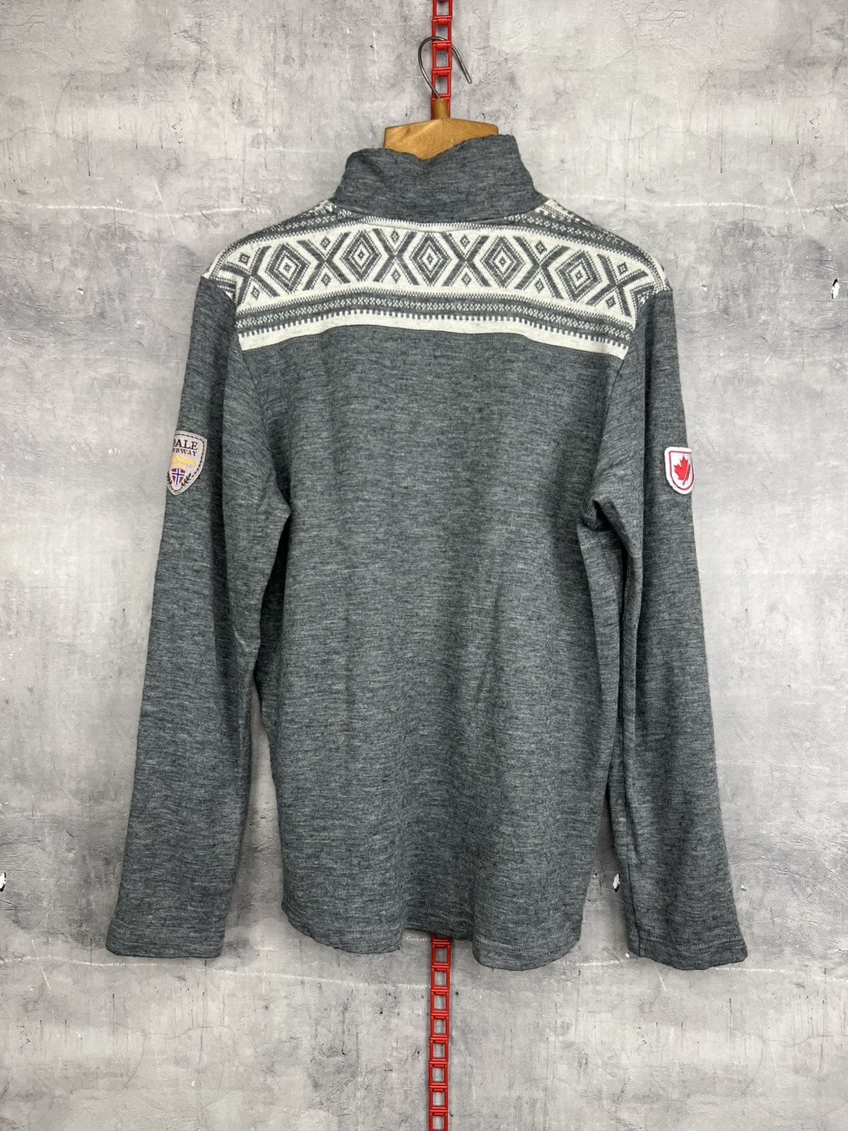 Dale Of Norway Dale of Norway Cortina Basic Sweater Merino Wool Size L Size US L / EU 52-54 / 3 - 10 Thumbnail
