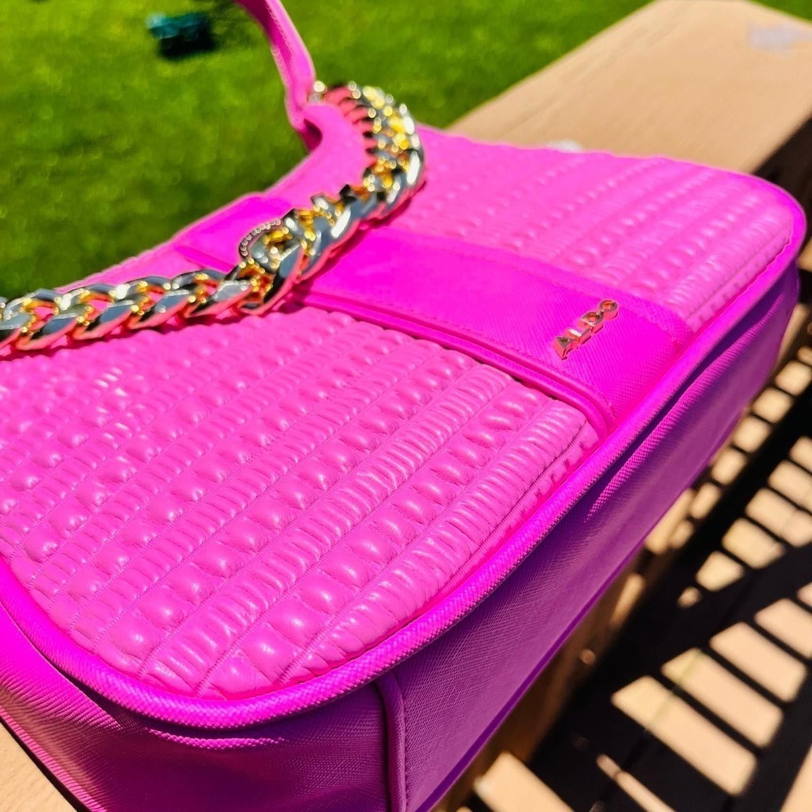 Aldo Aldo Pink Shoulder Bag With Gold Chain NWT Size ONE SIZE - 4 Thumbnail
