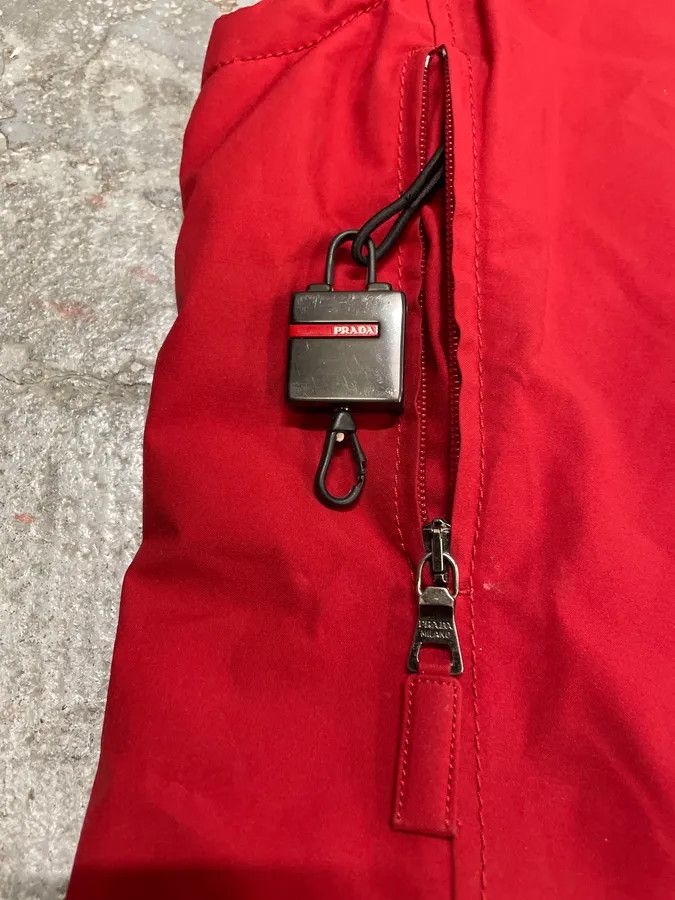 Prada × Vintage 2000s Prada Red Ski Vest Jacket Size US S / EU 44-46 / 1 - 8 Thumbnail