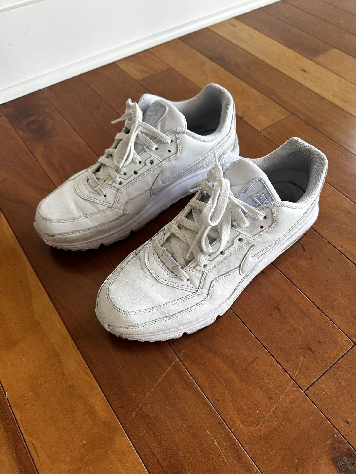 Nike Nike Men's Air Max LTD 3 Sneakers, White 12 Size US 12 / EU 45 - 3 Thumbnail