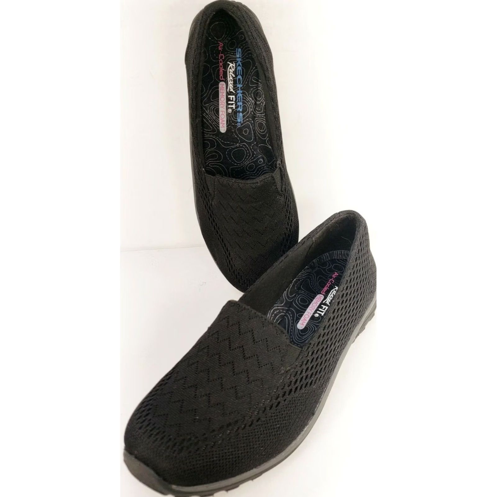 SKECHERS Skechers Women's Reggae Fest Willows Flat Size 7M Black Casual Comfort Stretch Size US 4 / IT 34 - 5 Thumbnail