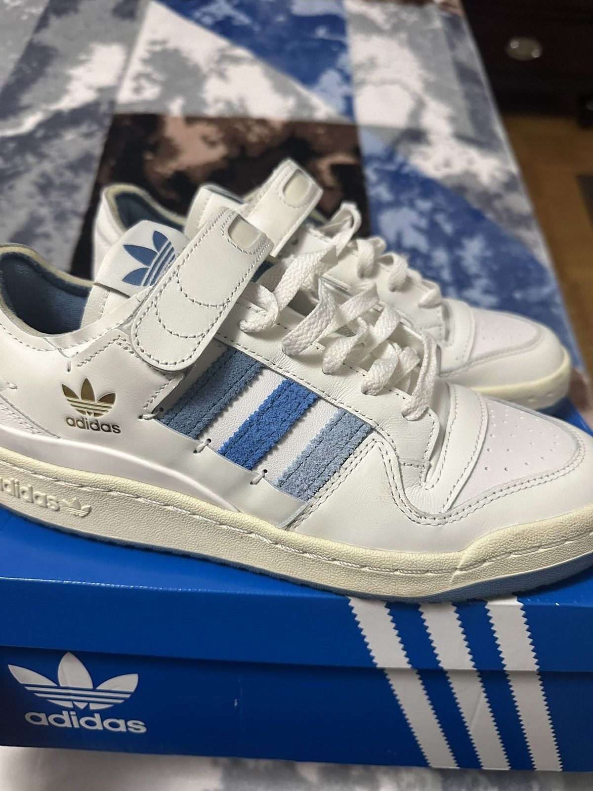 Adidas ADIDAS WHITE BLUE Size US 8 / EU 41 - 4 Thumbnail