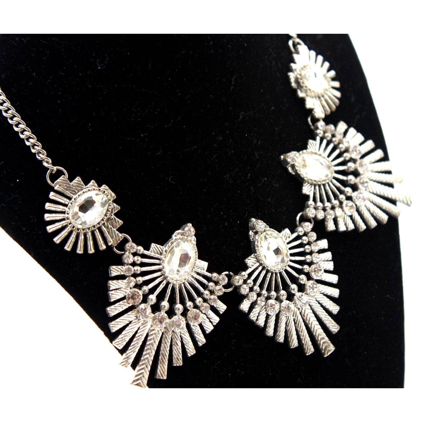 Other Vintage Statement Necklace • Big Rhinestone Silvertone Fans Size ONE SIZE - 2 Thumbnail