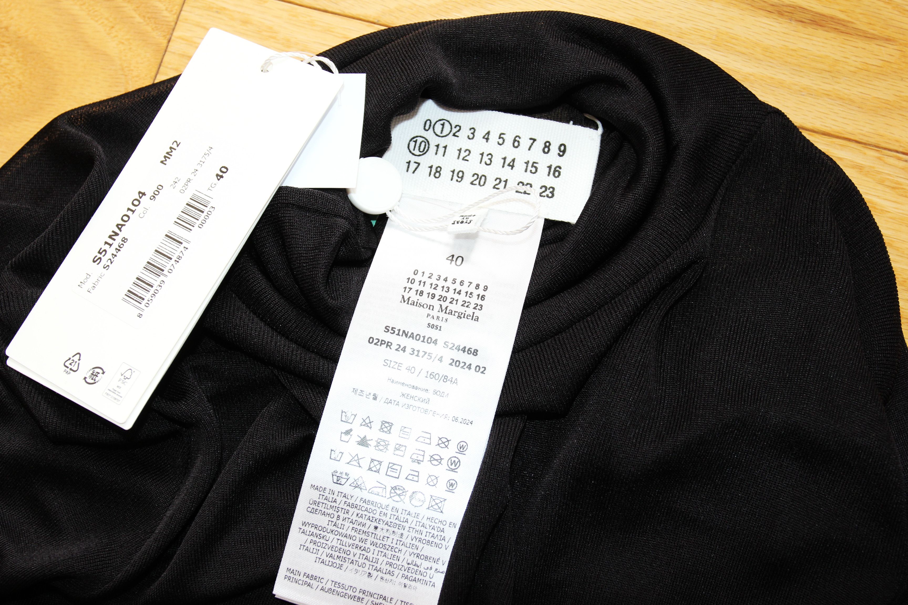 Maison Margiela BNWT AW24 MAISON MARGIELA ROLL NECK BODYSUIT 40 Size S / US 4 / IT 40 - 9 Thumbnail