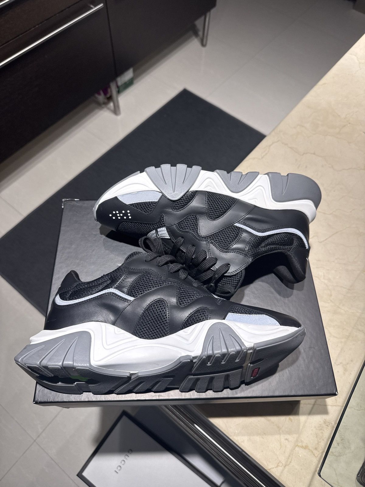 Versace Versace Squalo Chunky Sneaker Size US 11 / EU 44 - 4 Thumbnail