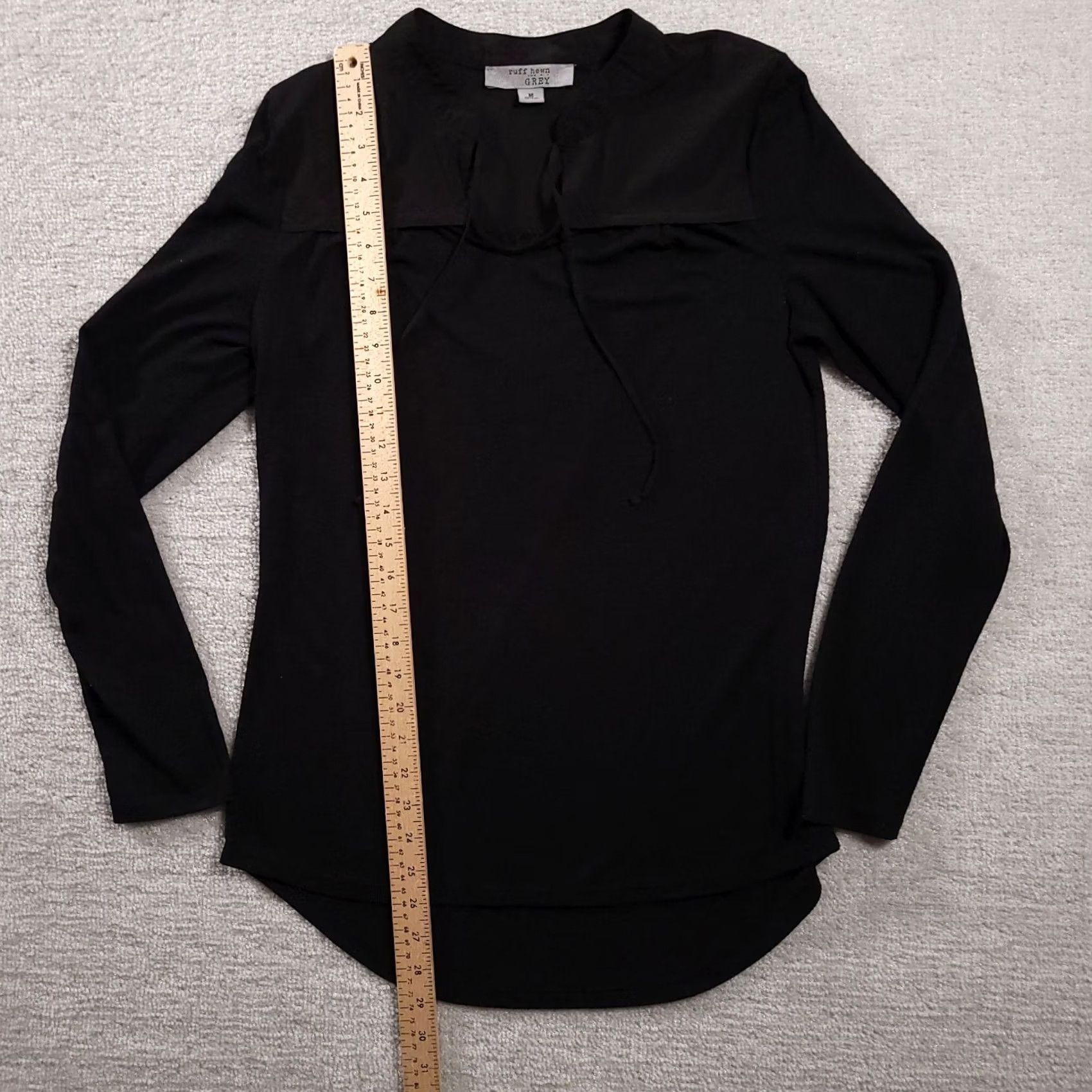 Vintage VINTAGE? No. Ruff Hewn Grey Womens Tunic Top Black V-Neck Long Sleeve Tie Size M Size M / US 6-8 / IT 42-44 - 5 Thumbnail