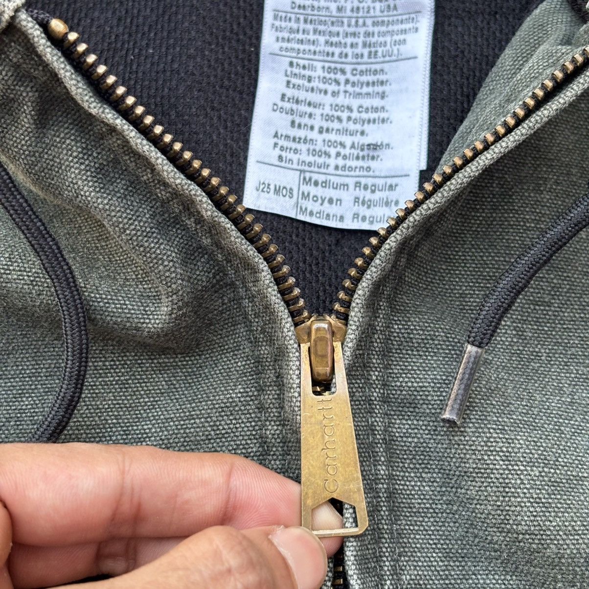 Vintage Sundaded Carhartt Active Jacket J25 Mos