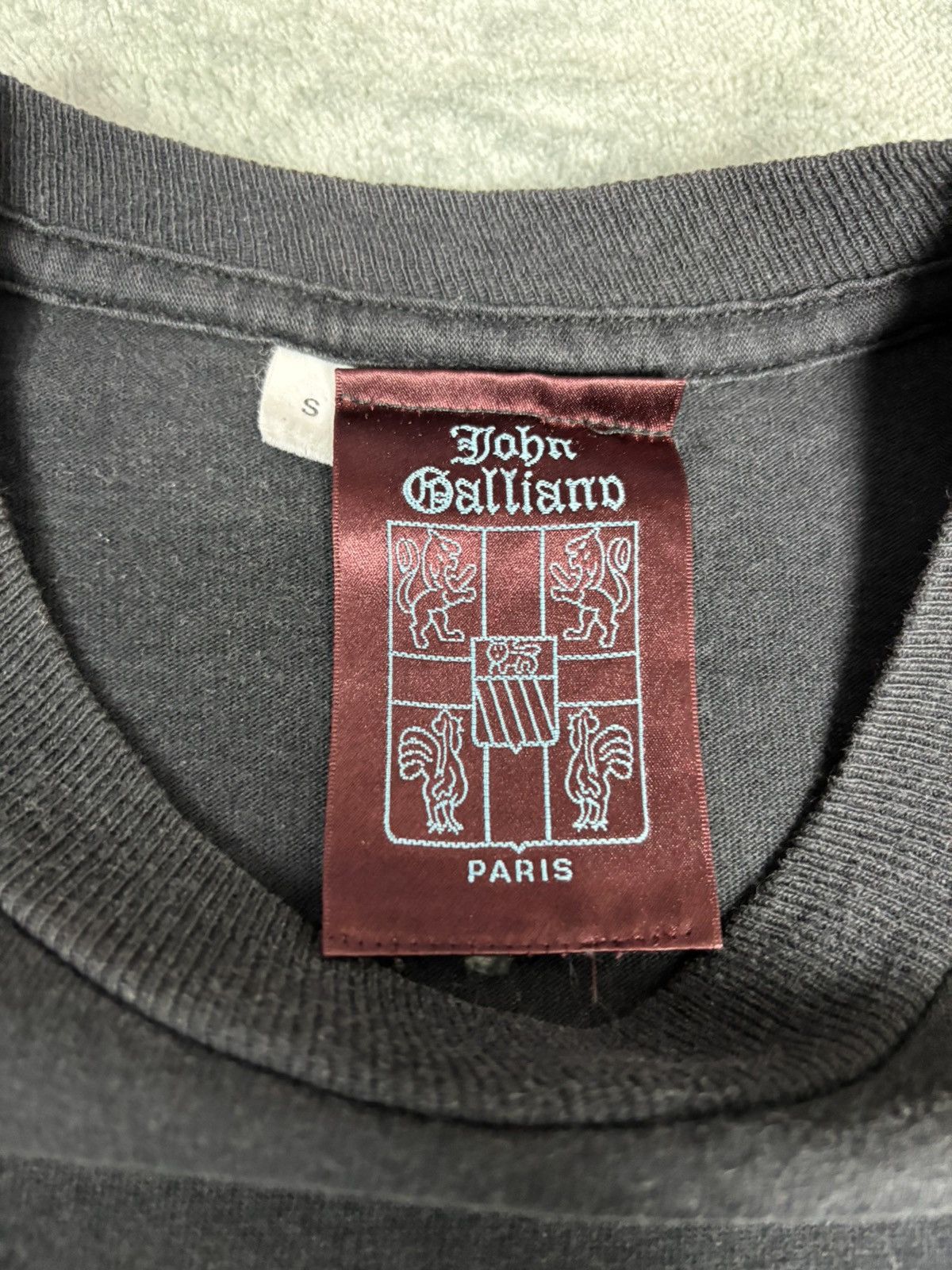 John Galliano Vintage 90’s John Galliano Photoprint Size US S / EU 44-46 / 1 - 4 Thumbnail