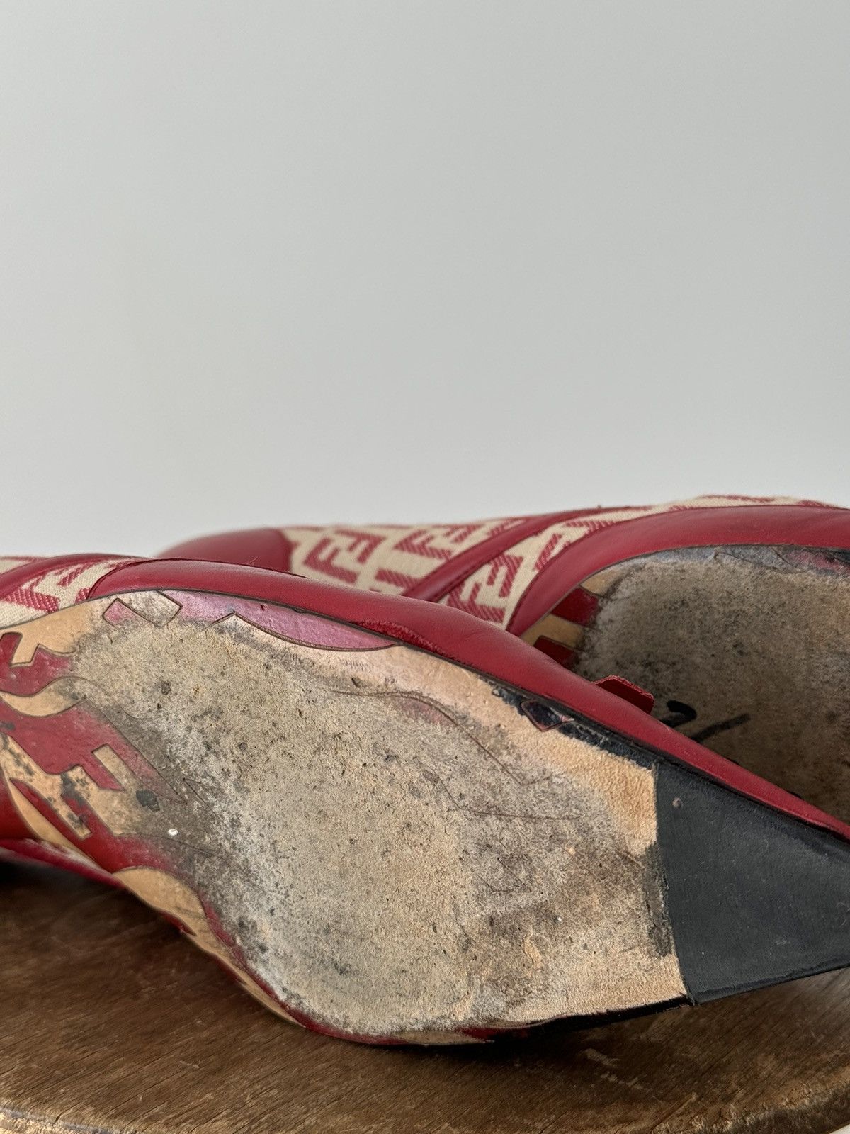 Fendi × Vintage Vintage Fendi Zucca Monogram Red Point Toe Flats Size US 8 / IT 38 - 11 Thumbnail