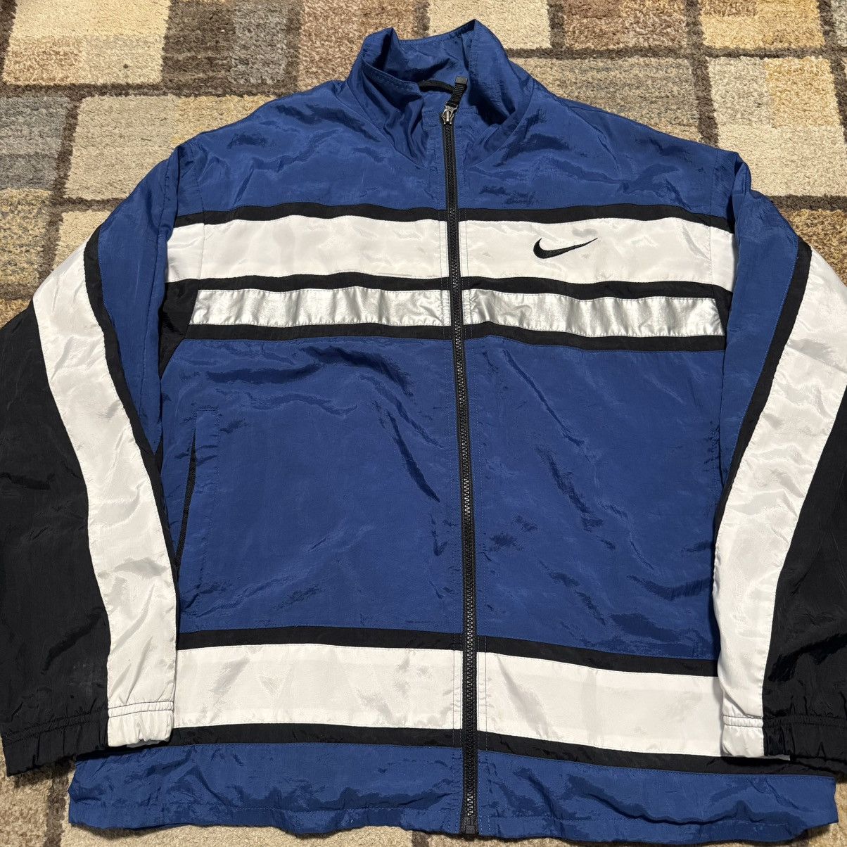 Nike Vintage Nike wind breaker Size US M / EU 48-50 / 2 - 1 Thumbnail