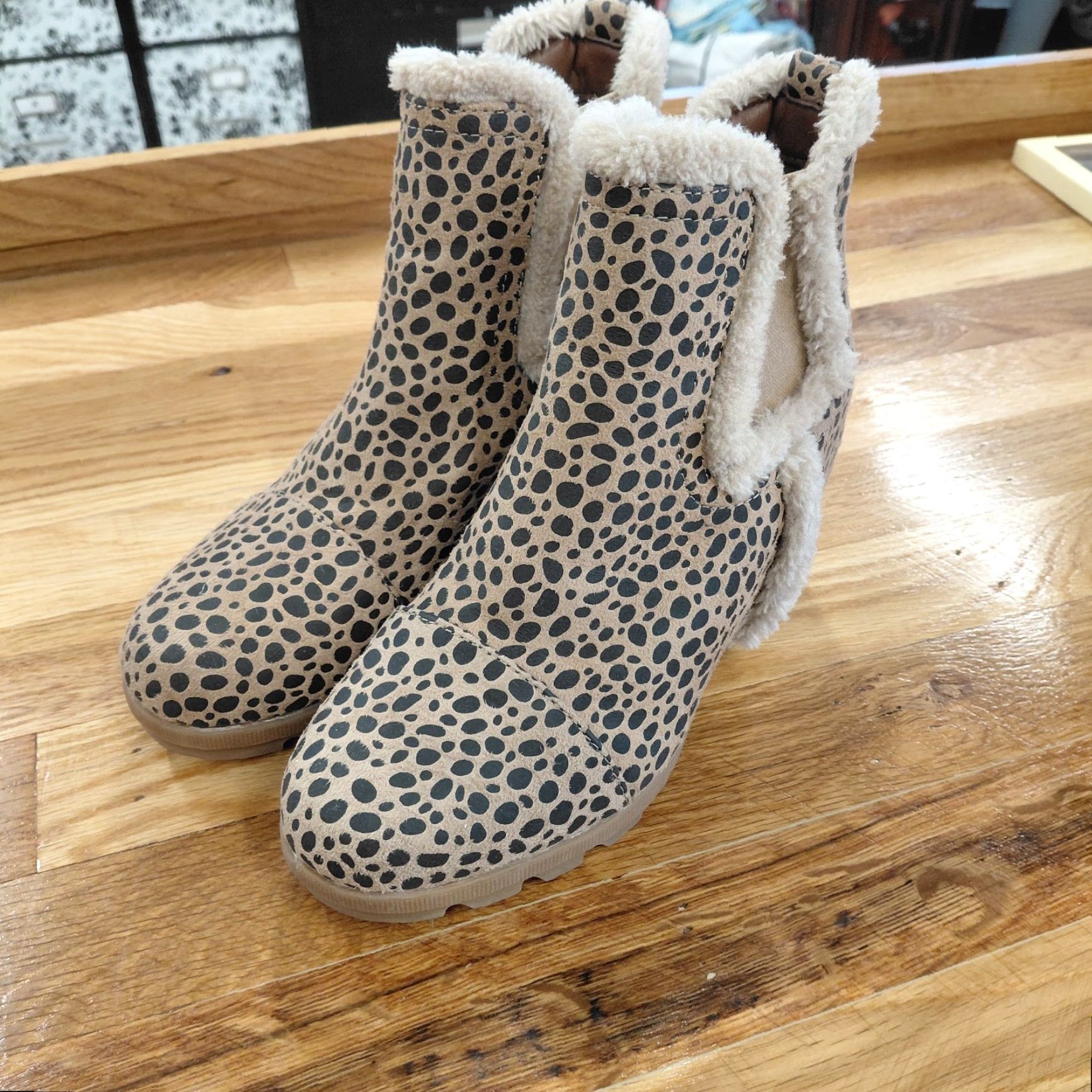 Sugar Sugar Haylei Wedge Booties Women's 7.5 M Animal Print Faux Fur Hidden Heel Suede Ankle Boots Womens Shoes Size US 8 / IT 38 - 3 Thumbnail