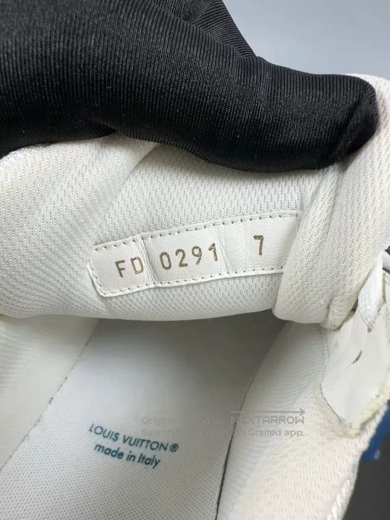 Louis Vuitton Louis Vuitton White and Blue Full Print Denim Trainer Casu Size US 7 / EU 40 - 8 Thumbnail