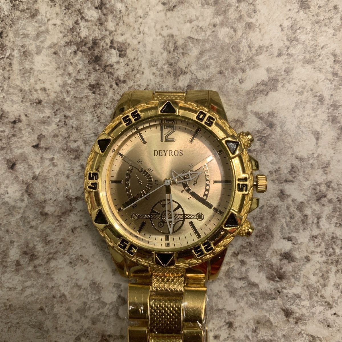 Other Good deyros watch with gold face Size ONE SIZE - 2 Thumbnail