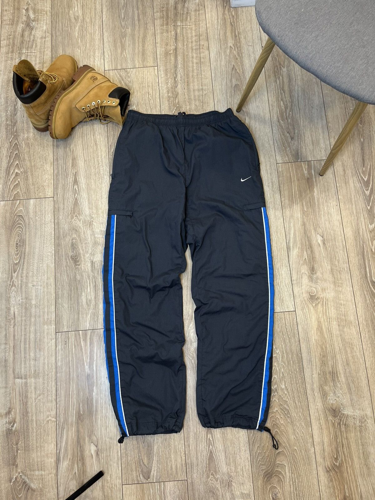 Nike 💨NIKE VINTAGE PARACHUTE CARGO PANTS Size US 32 / EU 48 - 2 Thumbnail