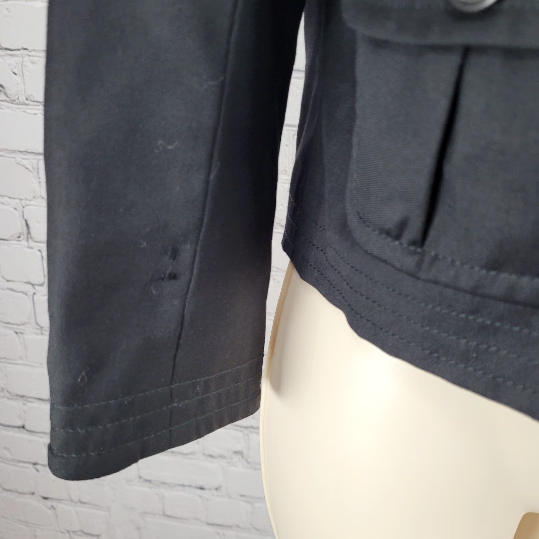J.Crew J.CREW Black 100% Wool Super 120's Lightweight Buttoned Lined Jacket Size 4 Ladies Short Sleeve Long Sleeve Size S / US 4 / IT 40 - 4 Thumbnail