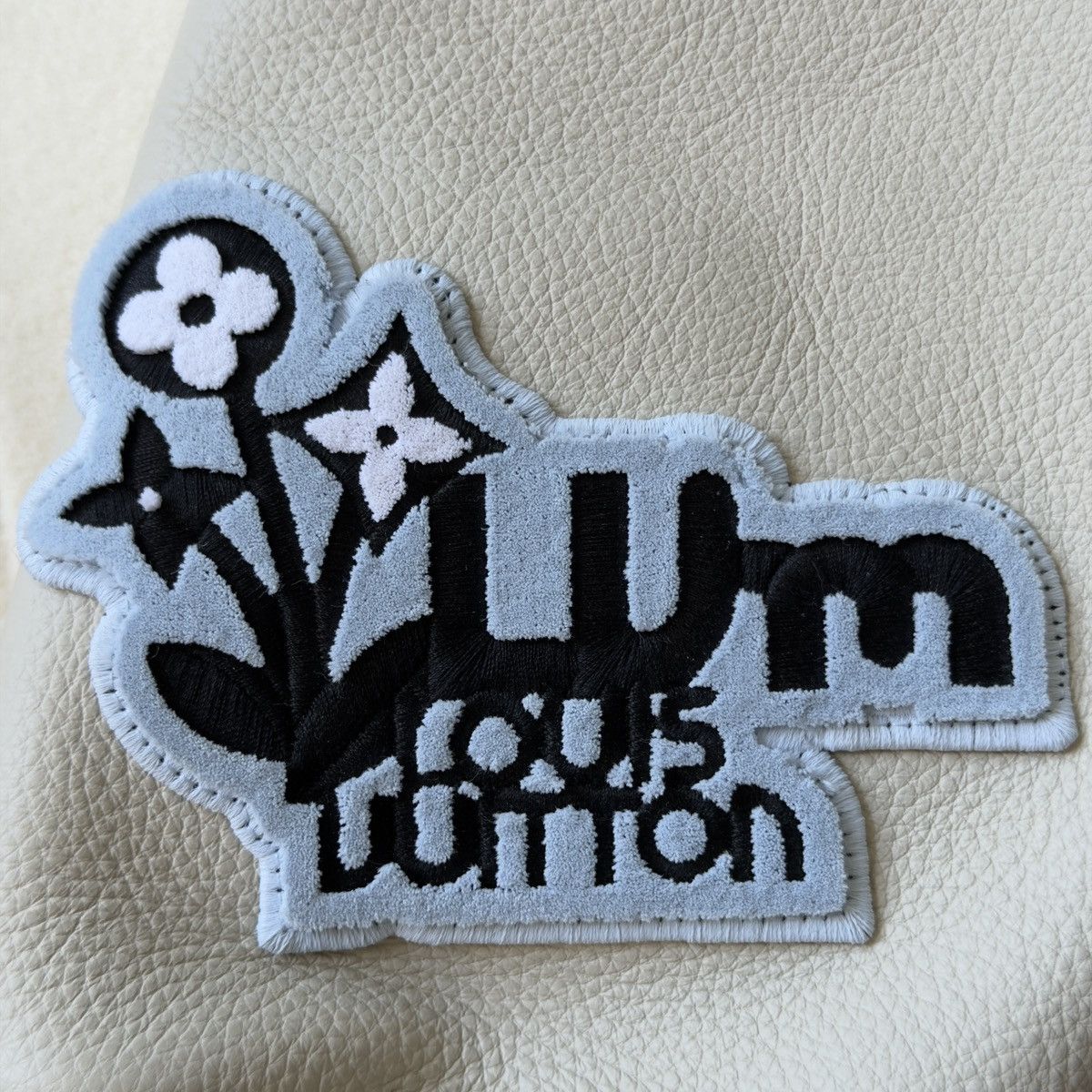 Louis Vuitton LOUIS VUITTON x VIRGIL ABLOH LEATHER VARSITY JACKET Size US M / EU 48-50 / 2 - 3 Thumbnail