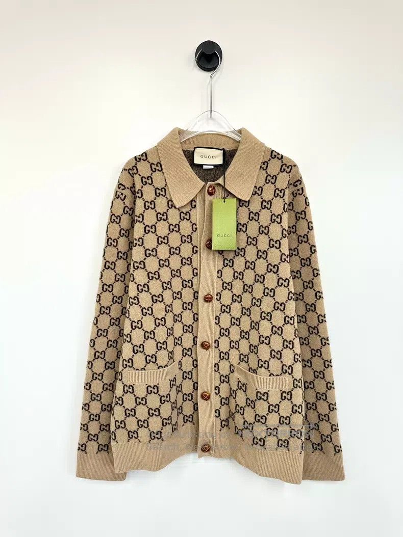Gucci Gucci Khaki lapel full-print logo wool knitted cardigan co Size M / US 6-8 / IT 42-44 - 1 Thumbnail