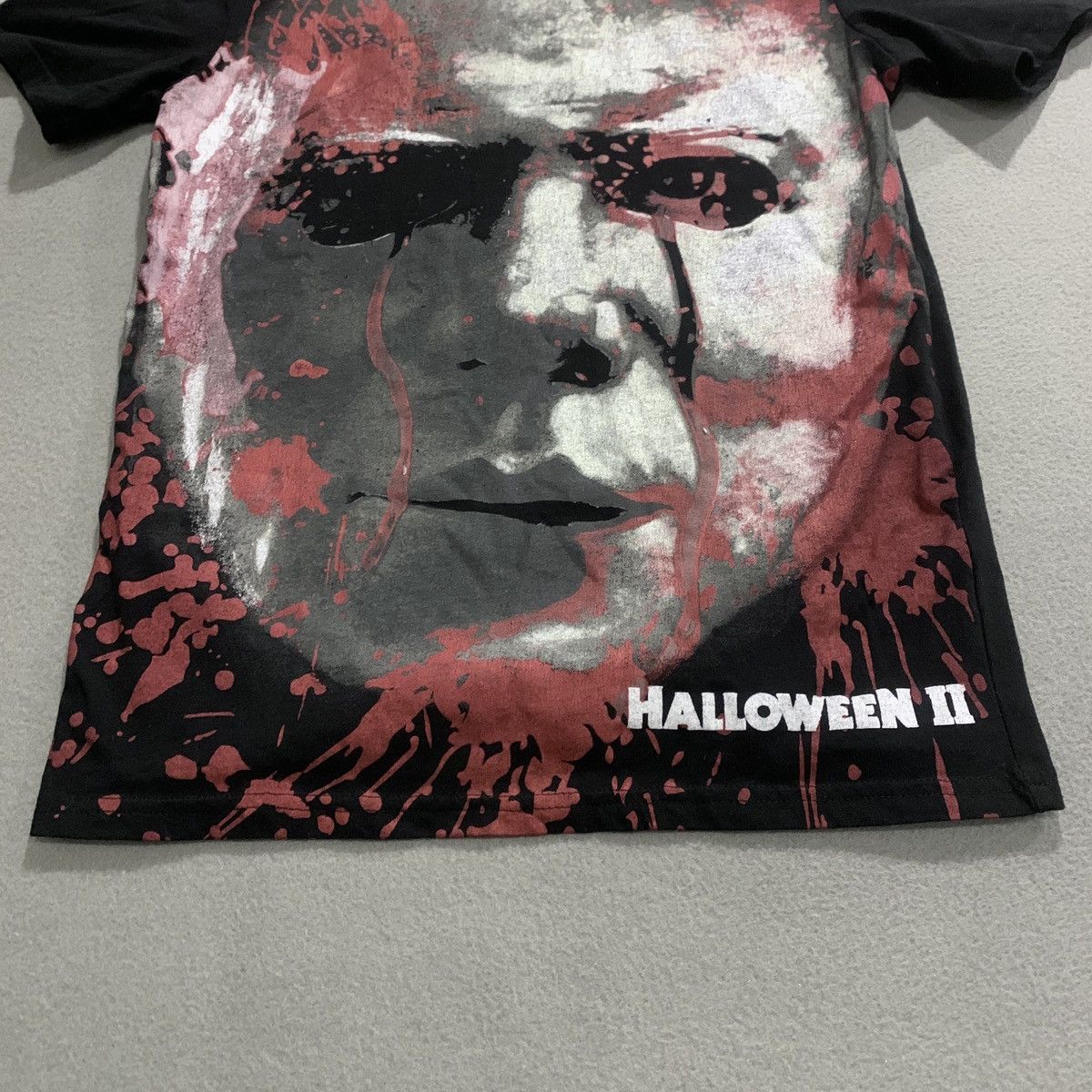 Universal Studios Halloween 2 Michael Myers Graphic Tee Size Small Black Size US S / EU 44-46 / 1 - 5 Thumbnail
