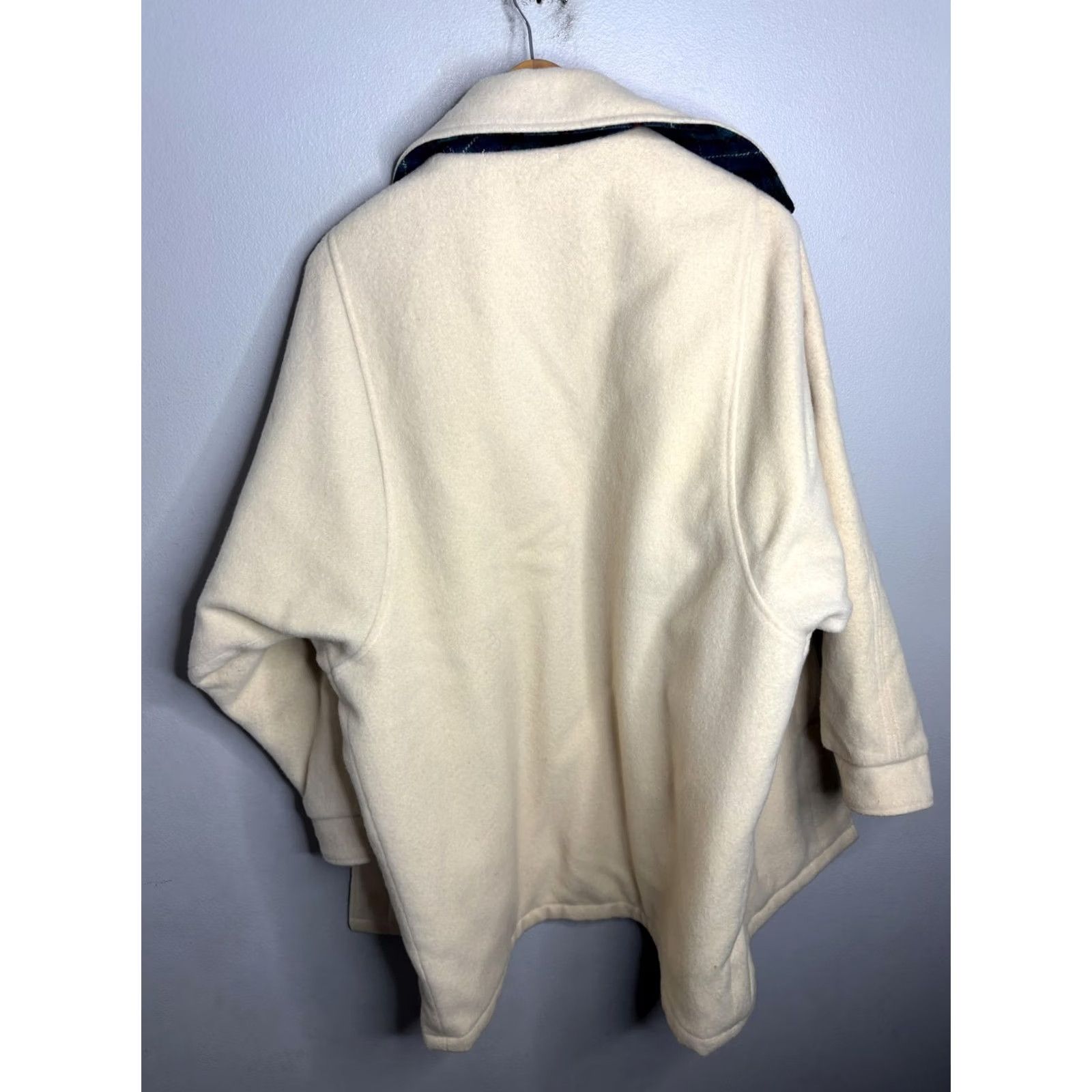 Vintage VINTAGE Woolrich Coat Womens Large Ivory Wool Lined Button Up USA 90s Size L / US 10 / IT 46 - 6 Thumbnail