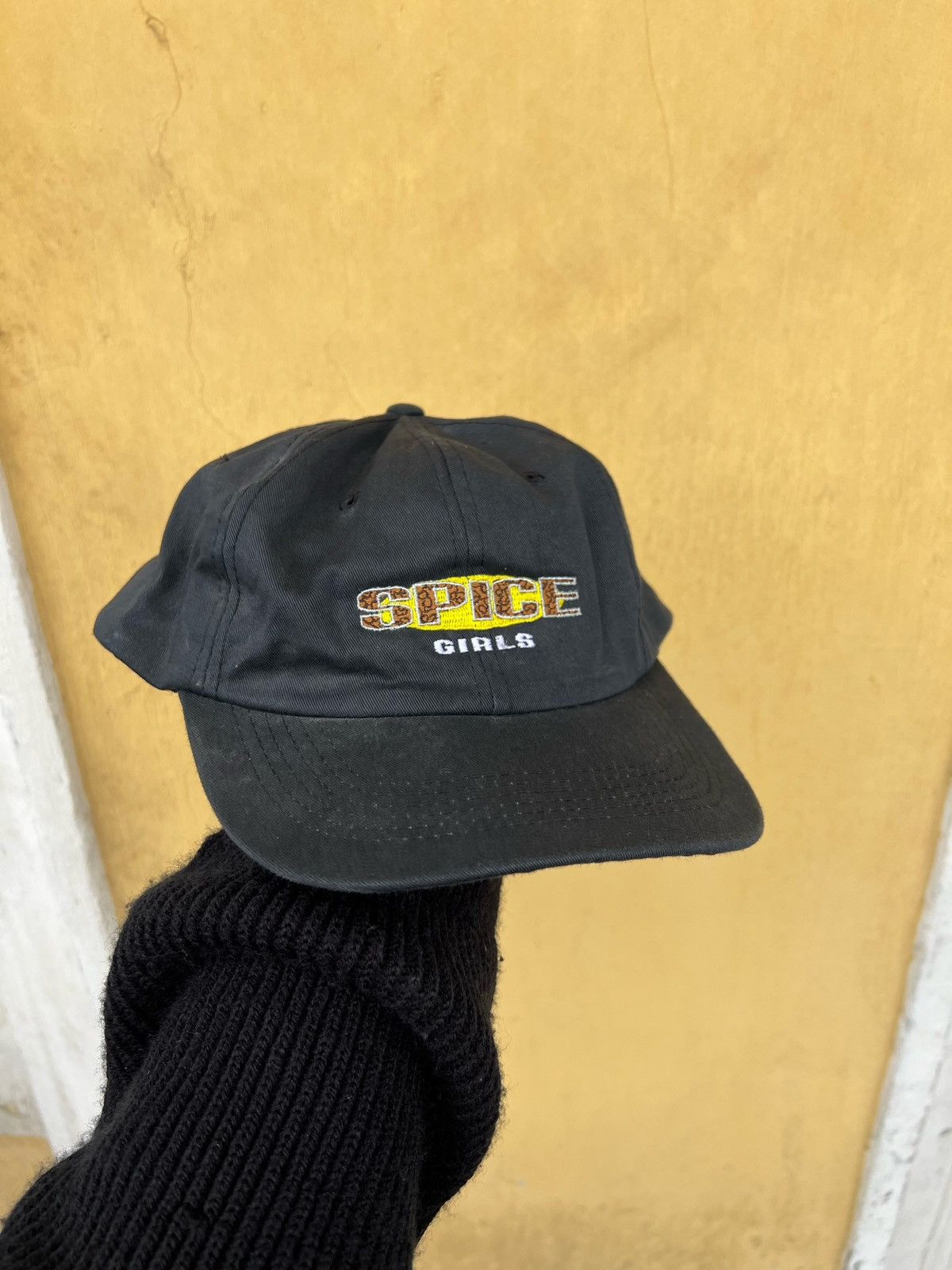 Band Tees × Rap Tees Spice Girls Vintage SnapBack Cap 1990s Size ONE SIZE - 4 Thumbnail
