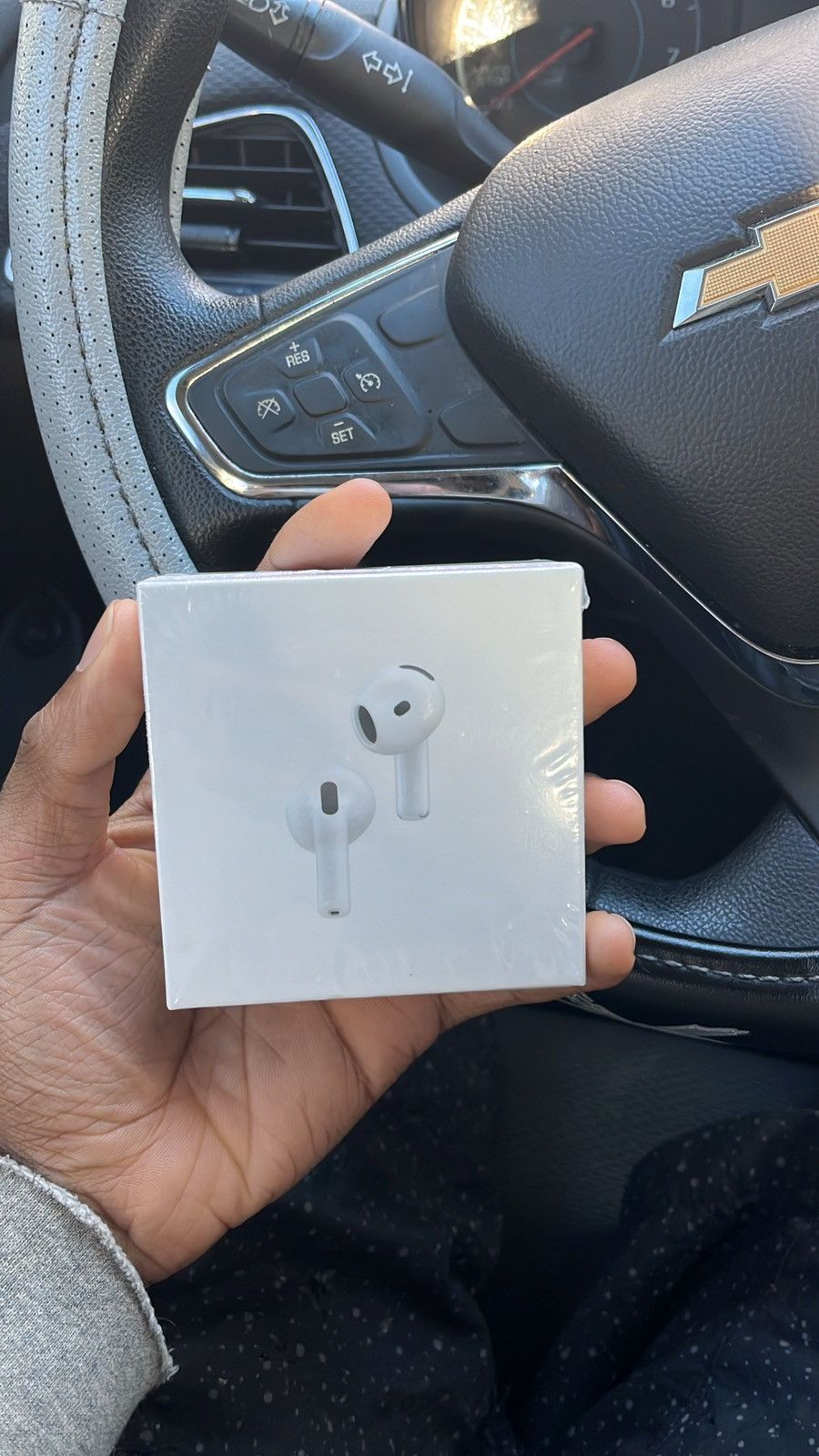 Other Earbuds (4th gen) Size 26 - 1 Thumbnail