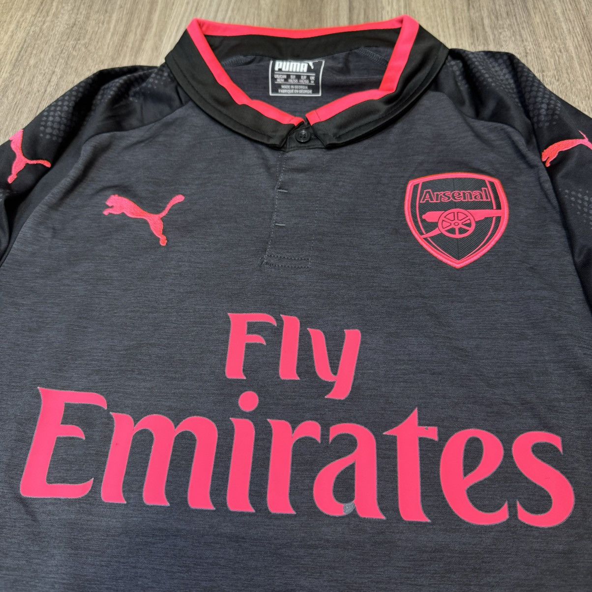 Puma Arsenal 17/18 3rd away #14 Aubameyang Size US M / EU 48-50 / 2 - 4 Thumbnail