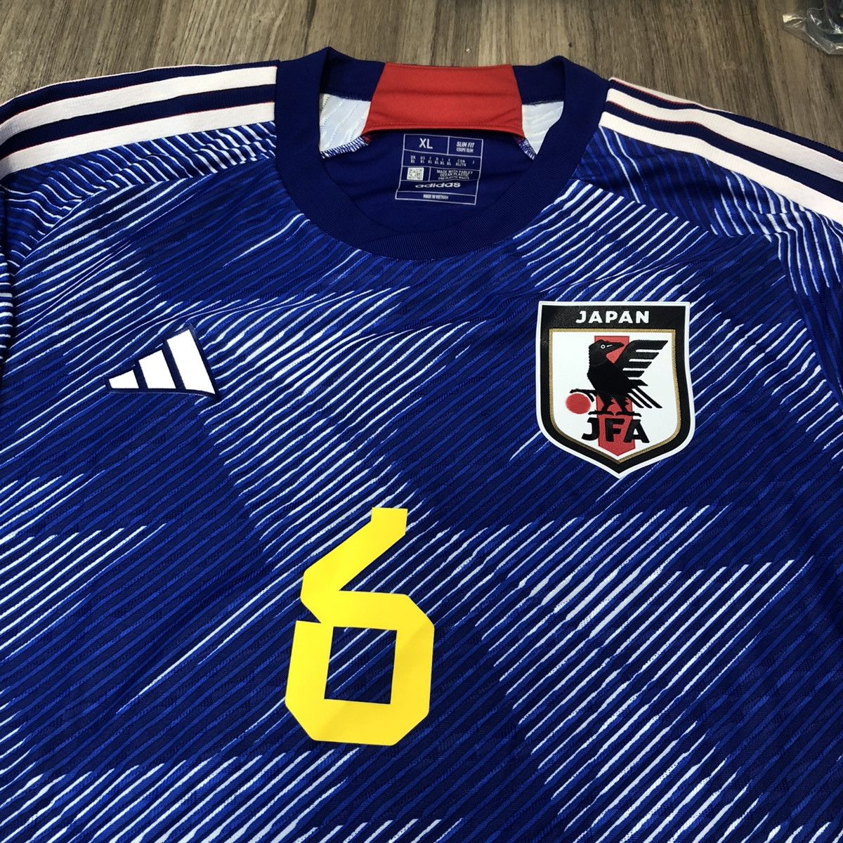 Japanese Brand Japan WC qualifiers player issue home shirt #6 Endo Size US XL / EU 56 / 4 - 3 Thumbnail