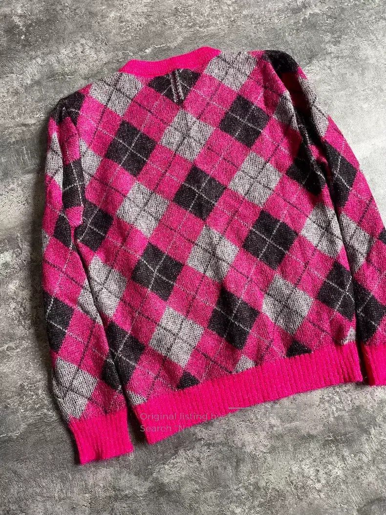 Saint Laurent Paris Saint Laurent Paris Pink Diamond Quilted Knit Sweater Size US L / EU 52-54 / 3 - 7 Thumbnail