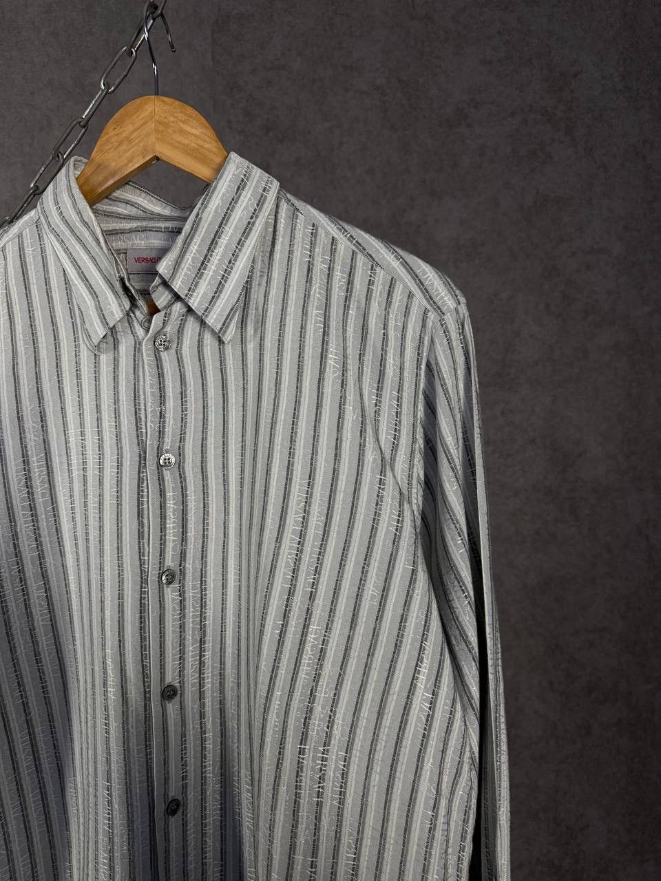 Versace Versace Classic vintage luxury monogram shirt Size US L / EU 52-54 / 3 - 2 Thumbnail