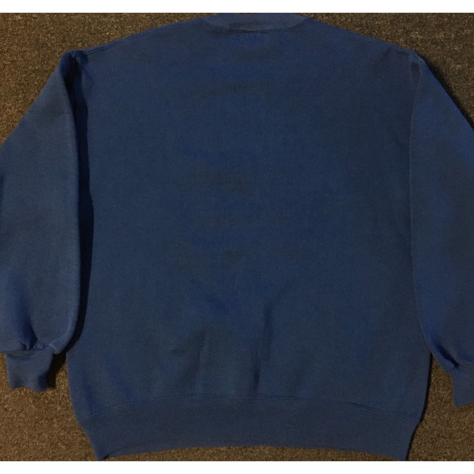 Russell Athletic VINTAGE Arizona Native Feather Mask Faded Distress Sweatshirt M Blue 90s Grunge Russell Athletic Men Sweatshirt Size US M / EU 48-50 / 2 - 7 Thumbnail