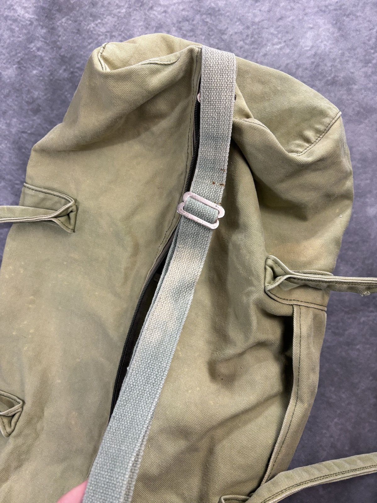 Vintage Vintage Military Duffle Bag Army Green Canvas Laundry Sling Size ONE SIZE - 9 Thumbnail
