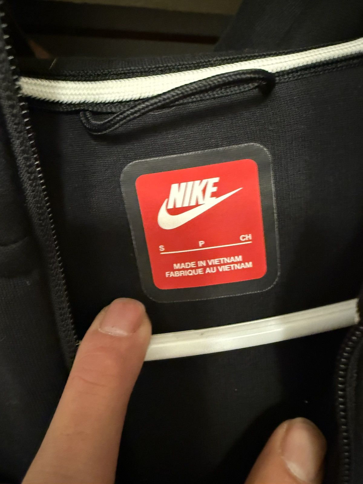 Nike Nike tech hoodie sz small Size US S / EU 44-46 / 1 - 3 Thumbnail