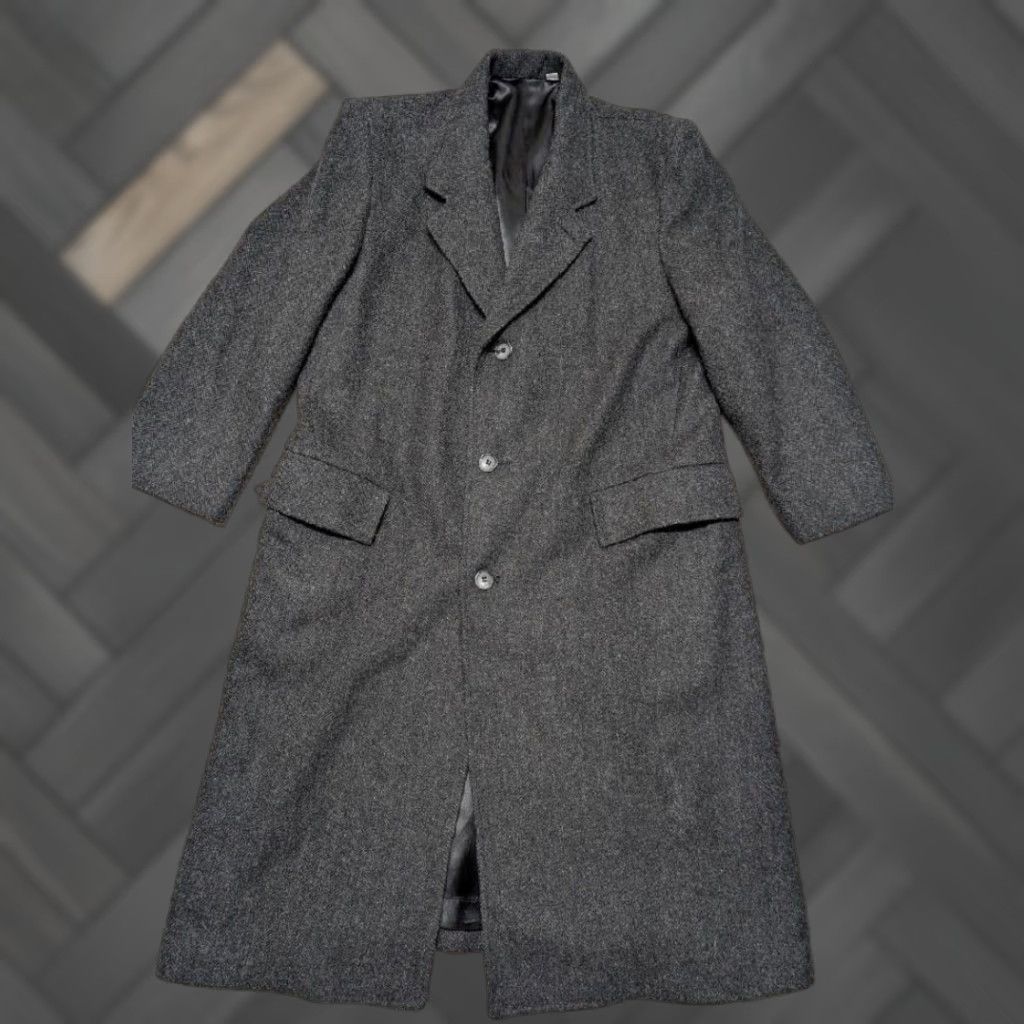 London Fog VINTAGE HERRINGBONE DONEGAL English tweed wool overcoat M 42 Charcoal Black coat Mens Size US M / EU 48-50 / 2 - 1 Thumbnail