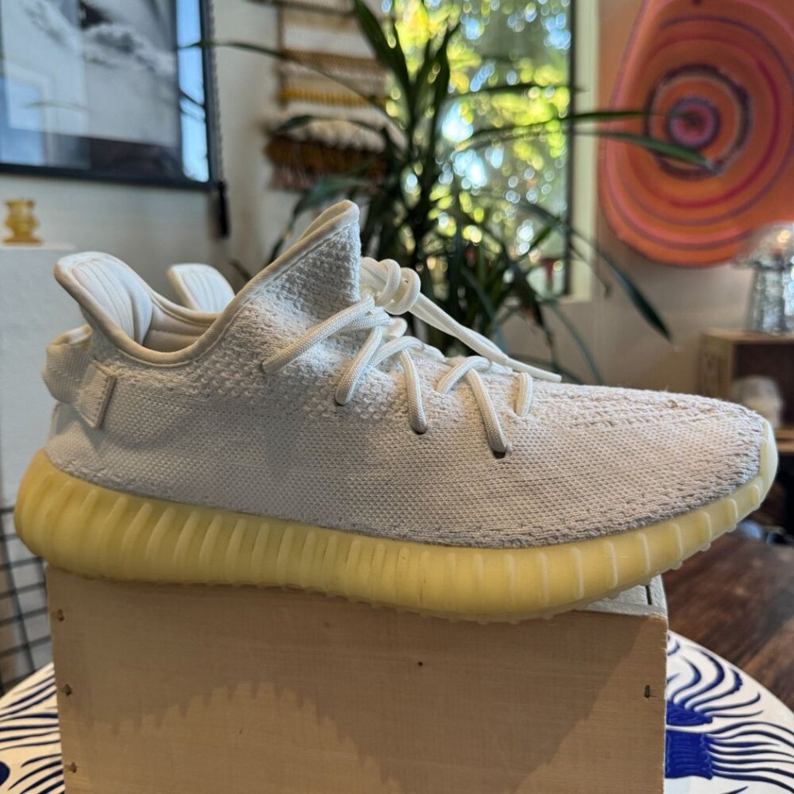 Adidas Adidas Yeezy Boost 350 V2 “Butter,” Men’s 10.5, Used w box Size US 10.5 / EU 43-44 - 4 Thumbnail