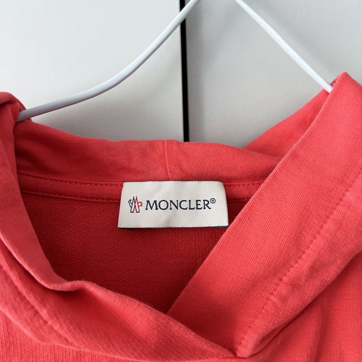 Moncler Moncler red coral girl hoodie size 10 anna 140cm Size XXS / US 00 / IT 34 - 4 Thumbnail