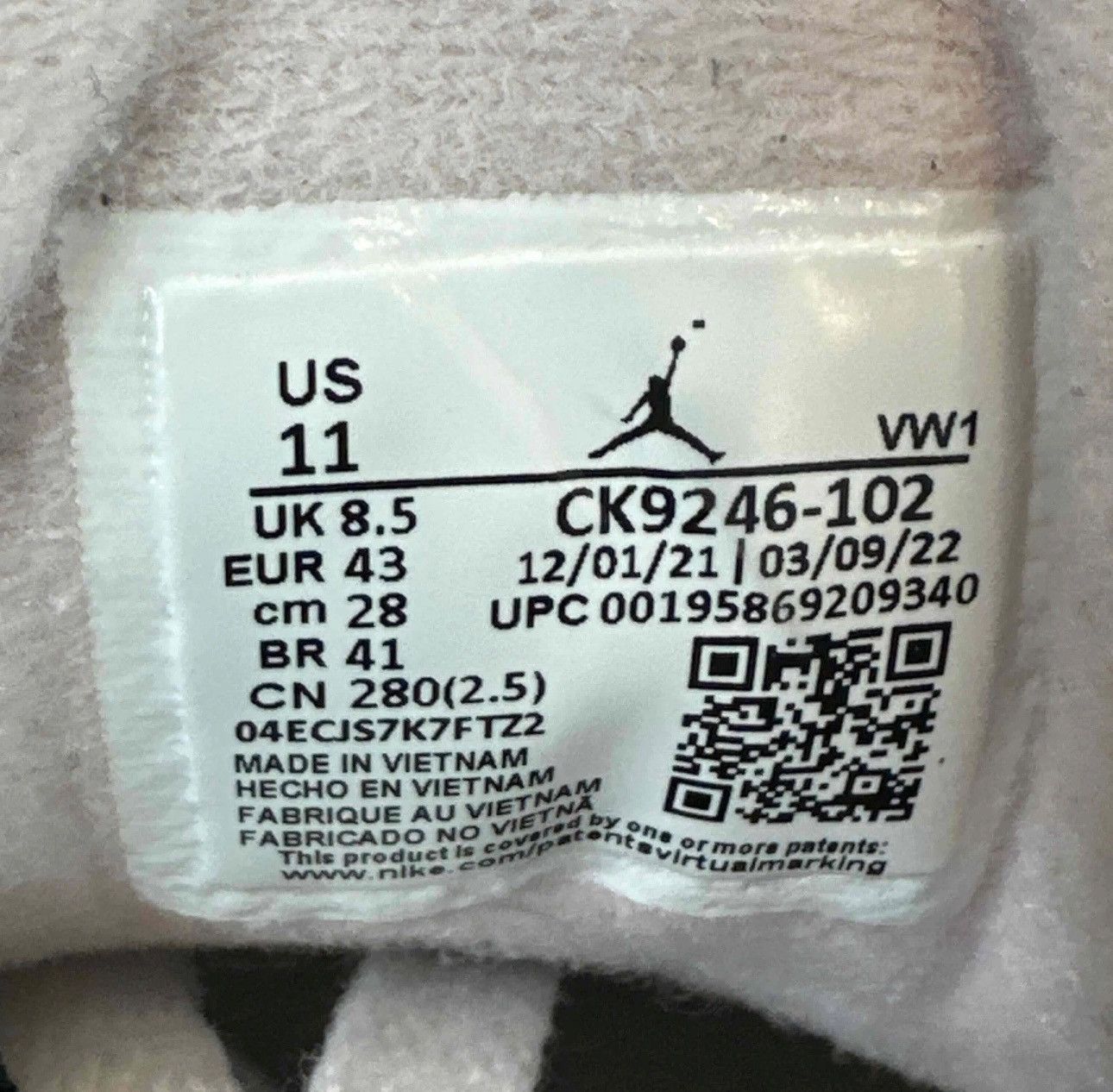 Jordan Brand Jordan 3 Retro Neapolitan Dark Mocha Size US 9.5 / EU 42-43 - 7 Thumbnail