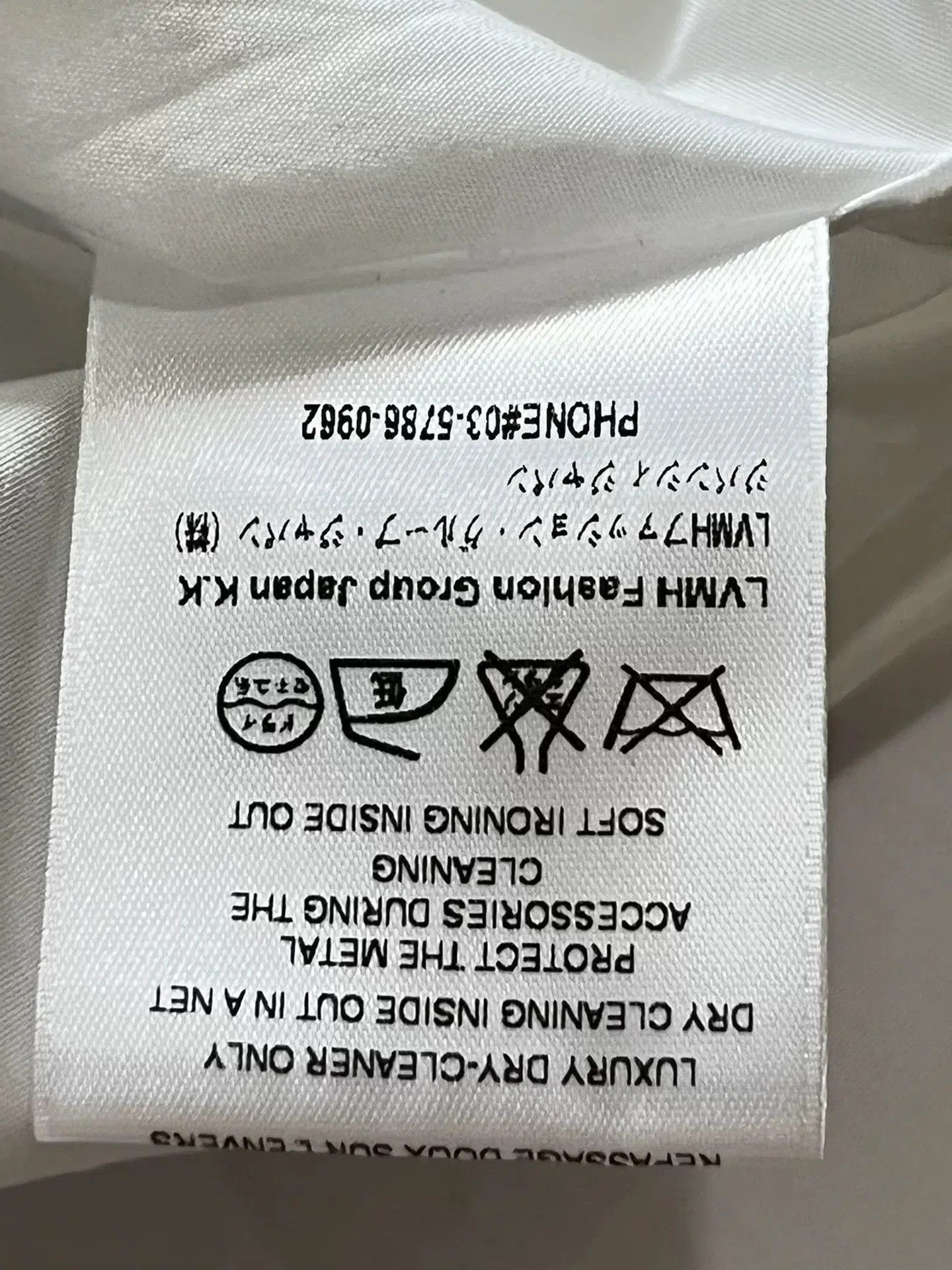 Givenchy Givenchy Classic White Shirt. Size US M / EU 48-50 / 2 - 7 Thumbnail