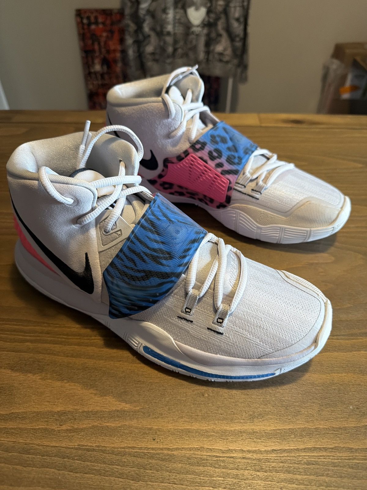 Nike Nike Kyrie 6 Size US 10.5 / EU 43-44 - 1 Thumbnail