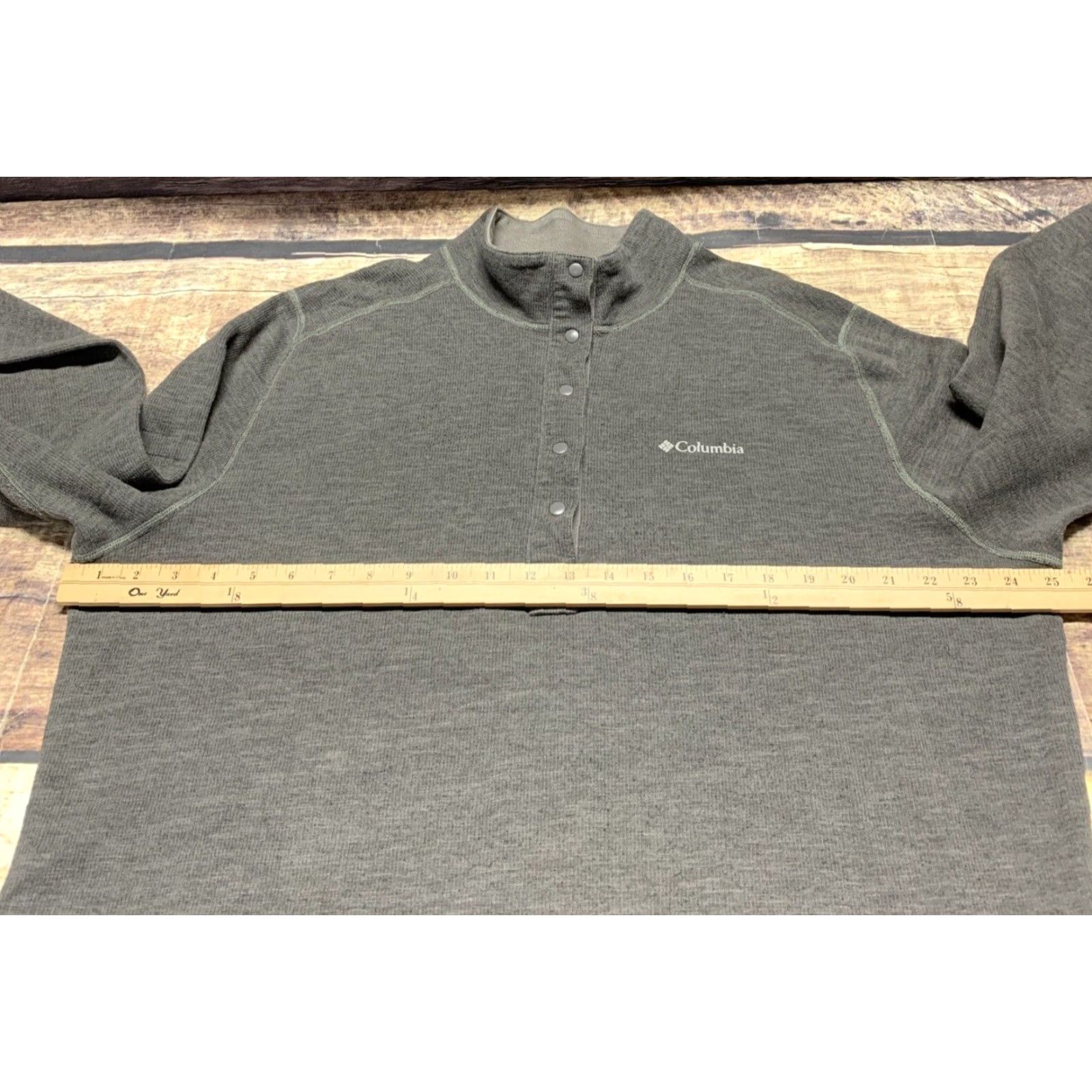 Logo 7 Columbia Mens Shirt XL Gray 1/4 Snap Pullover Classic Fit Activewear Regular Size Size US XL / EU 56 / 4 - 4 Thumbnail