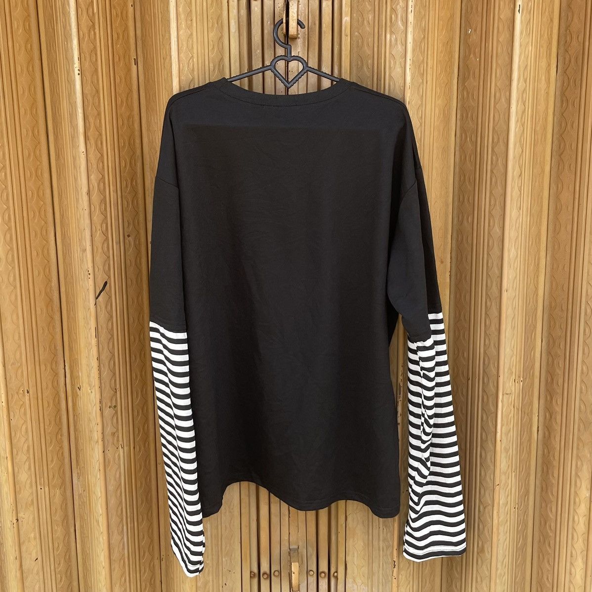 If Six Was Nine Y2K Blank Tee Punk/Grunge Style Double Layer Size US L / EU 52-54 / 3 - 2 Thumbnail