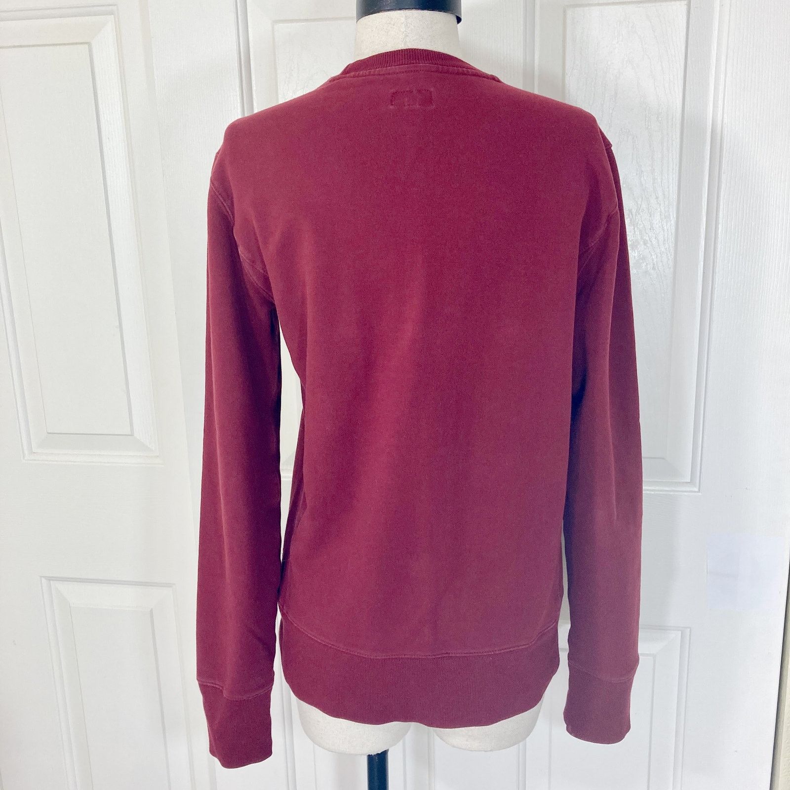 Armani Armani Jeans burgundy logo sweatshirt, long sleeve crew neck Size US XS / EU 42 / 0 - 5 Thumbnail