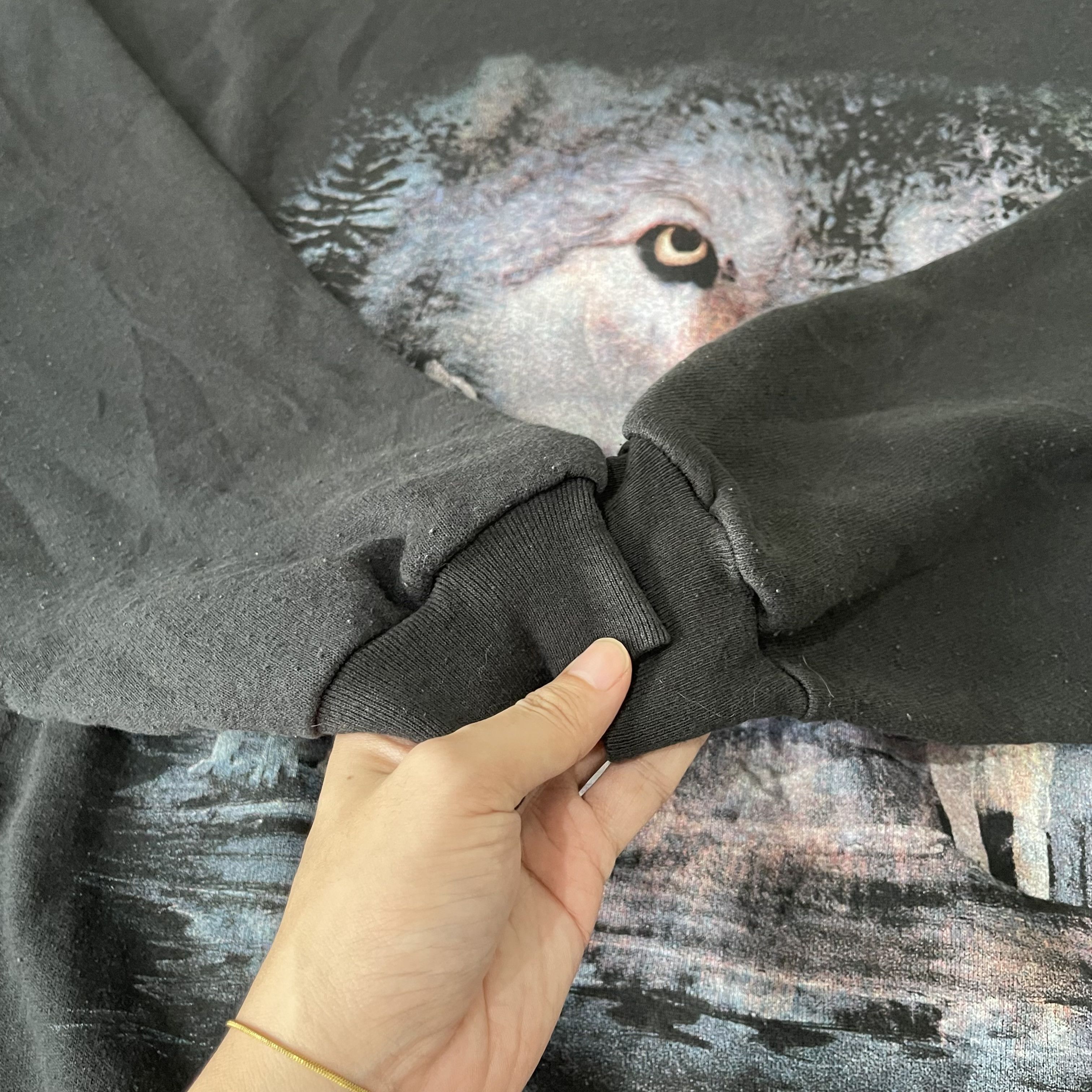 Vintage 90s Wolf Sweatshirt