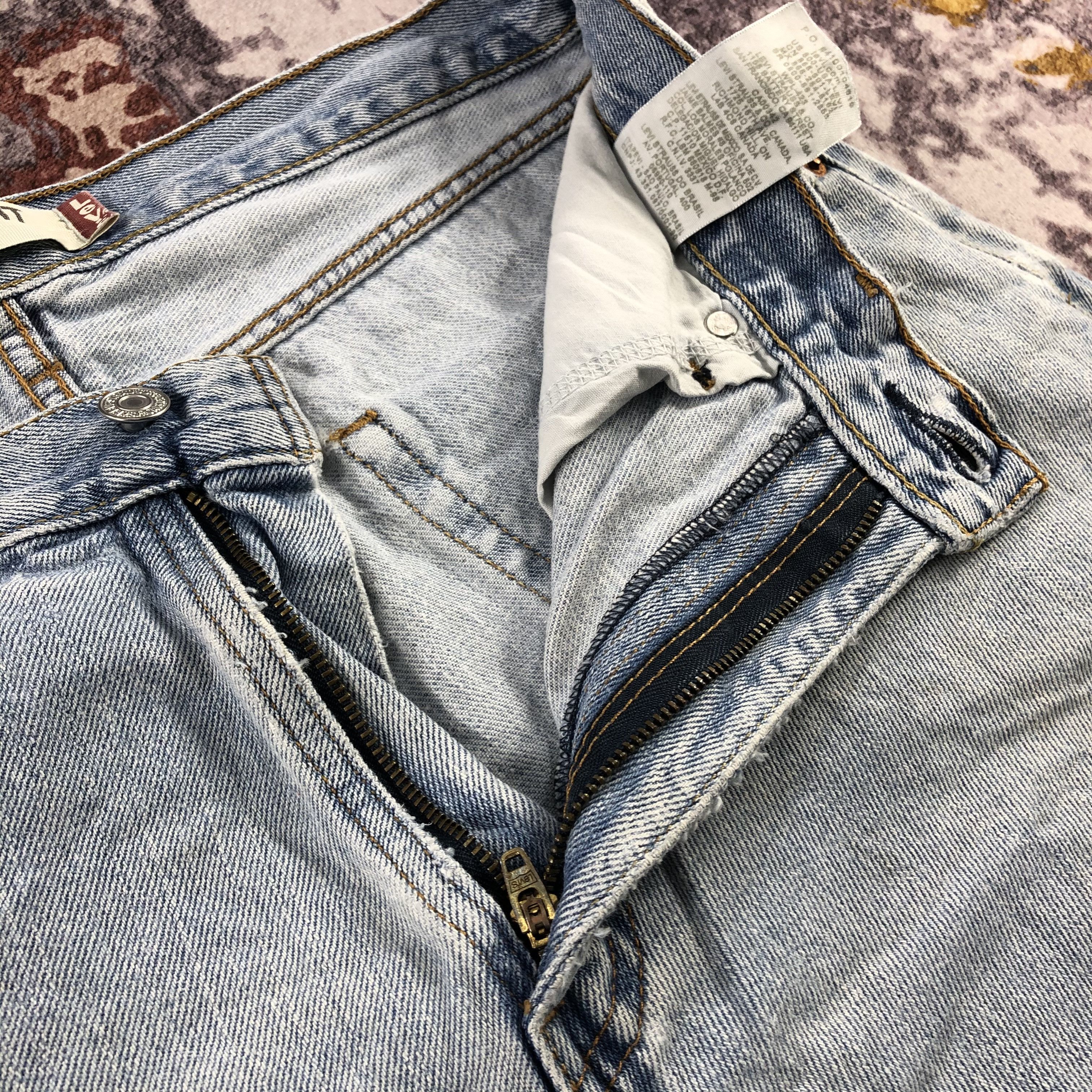 Levi's × Vintage Vintage Blue Wash Levis 505 Jeans-JM3122 Size US 33 - 10 Thumbnail