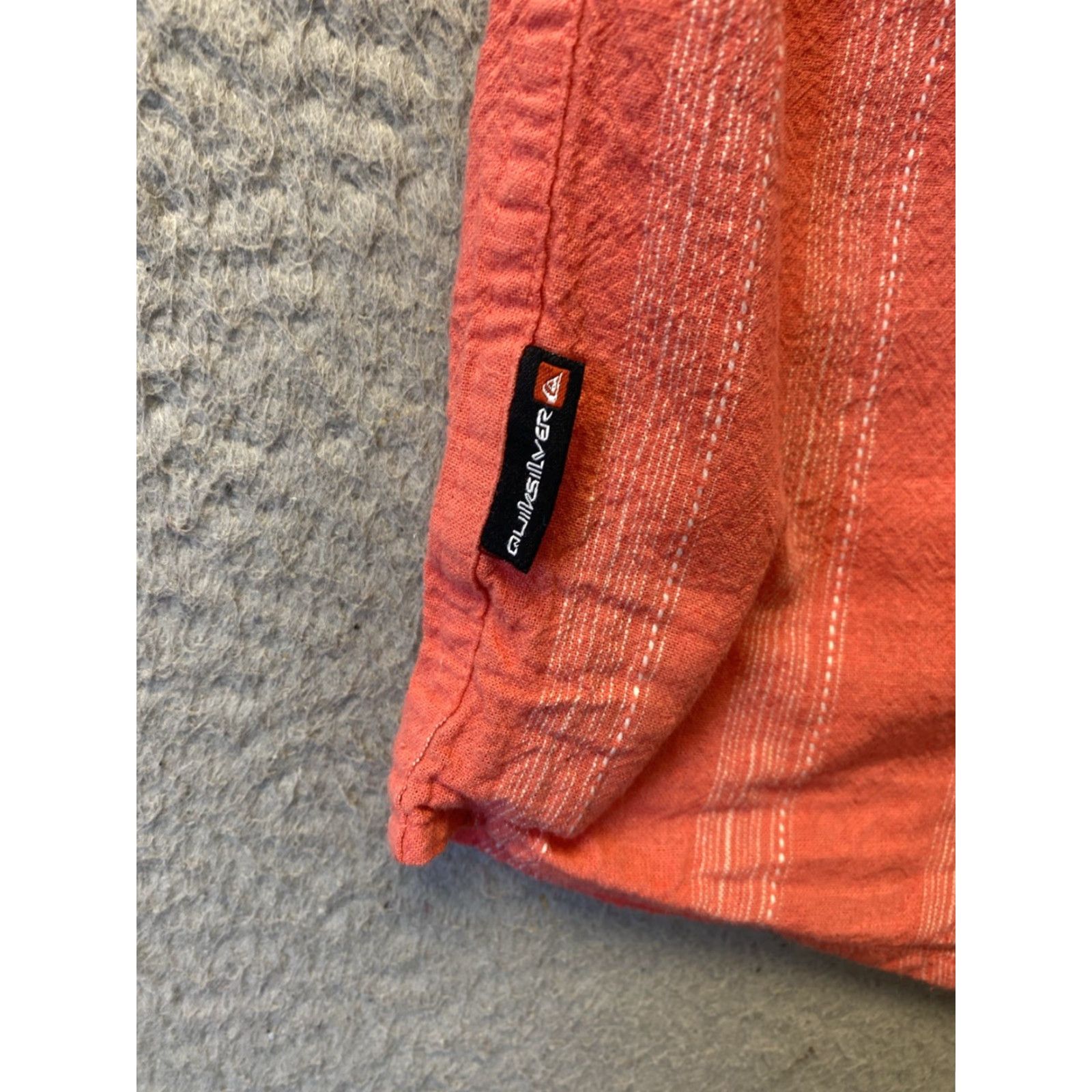 Quiksilver VINTAGE Quiksilver Shirt Men LARGE Coral Striped Button-Down Short Sleeve Front Pocket 90s Surfers Limited Edition Size US L / EU 52-54 / 3 - 8 Thumbnail